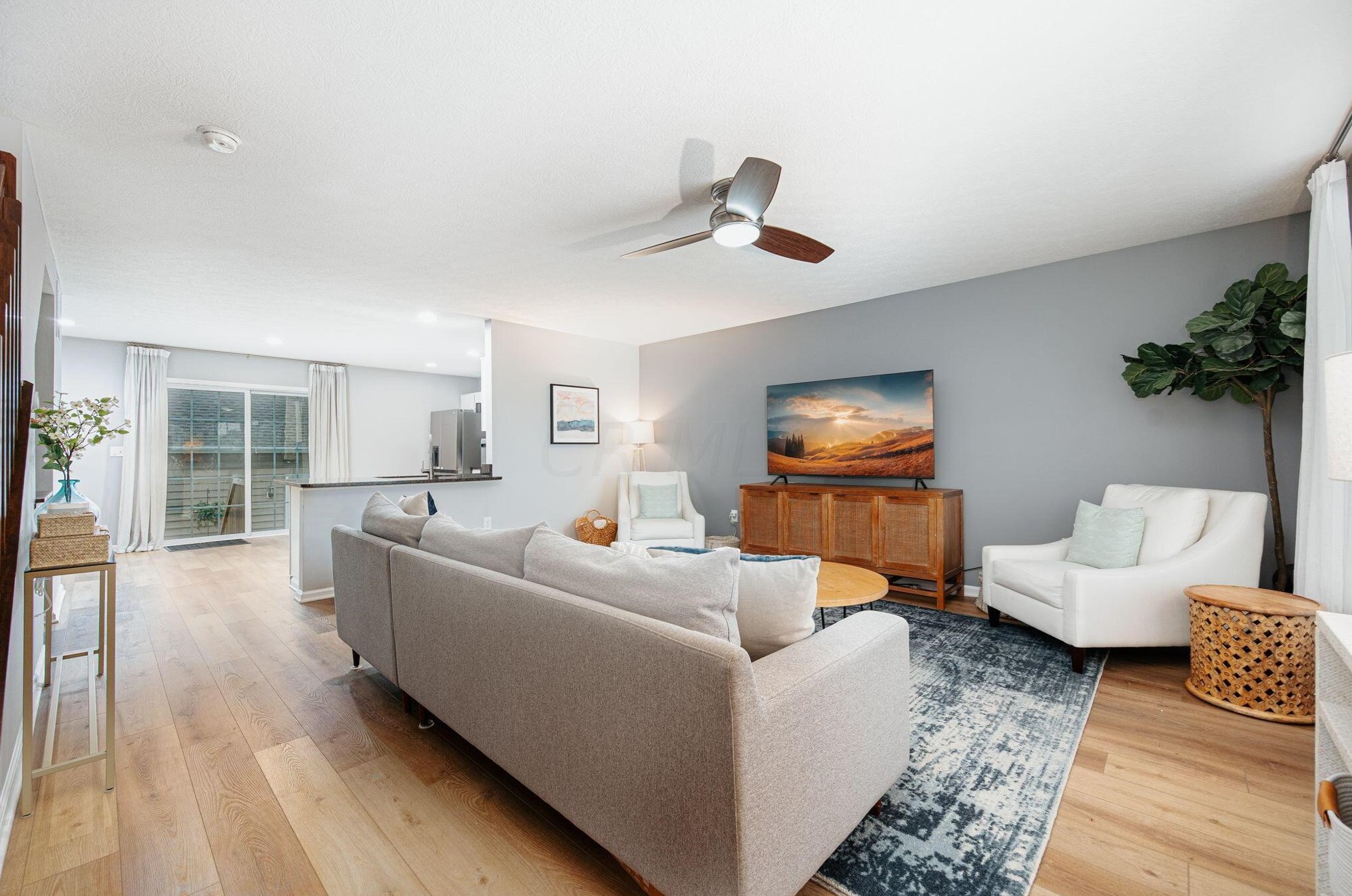 5336 Rustic Falls Dr, Dublin OH  43016-6349 exterior