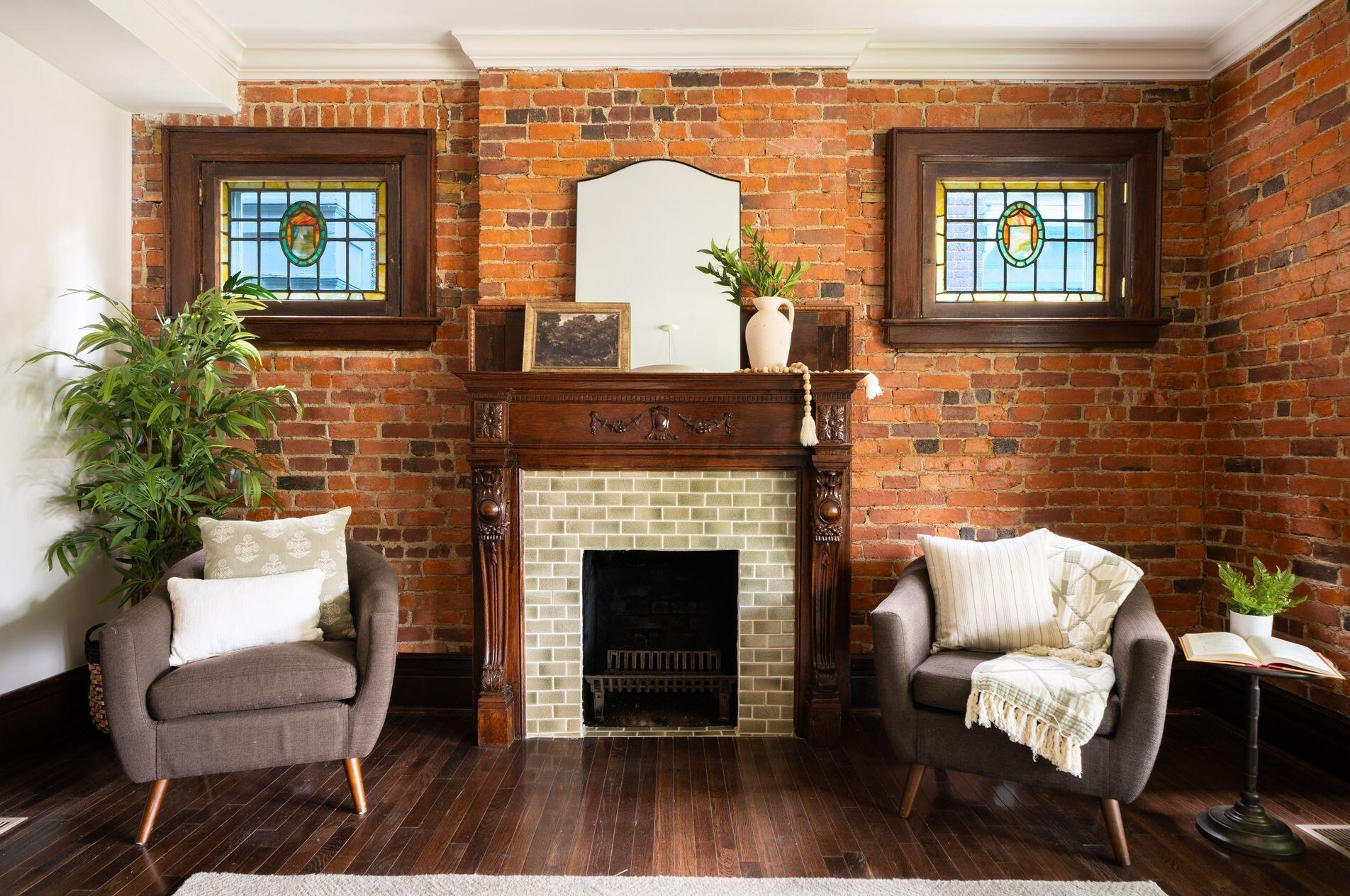 1663 Bryden Rd, Columbus OH  43205-2121 exterior