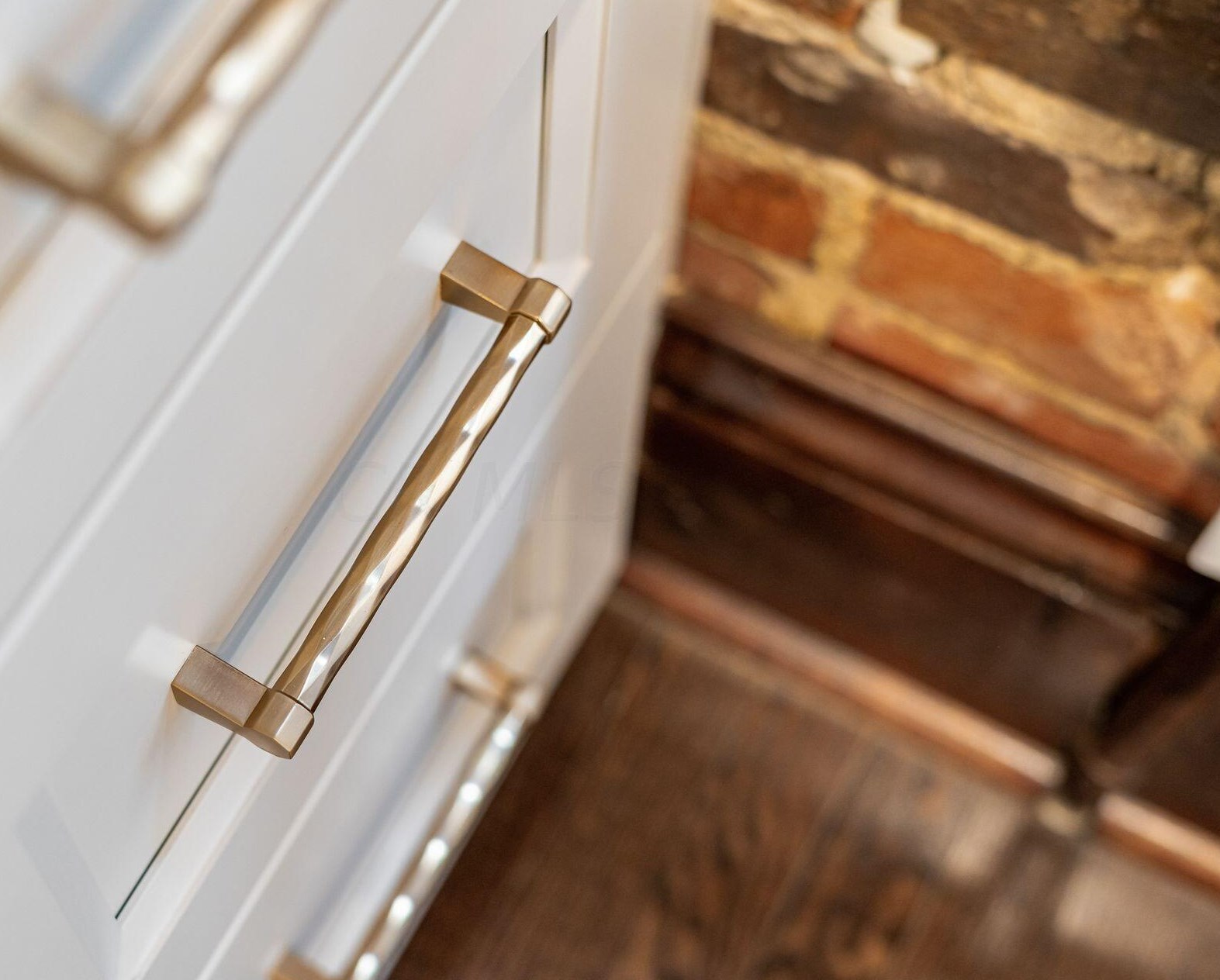 1663 Bryden Rd, Columbus OH  43205-2121 exterior