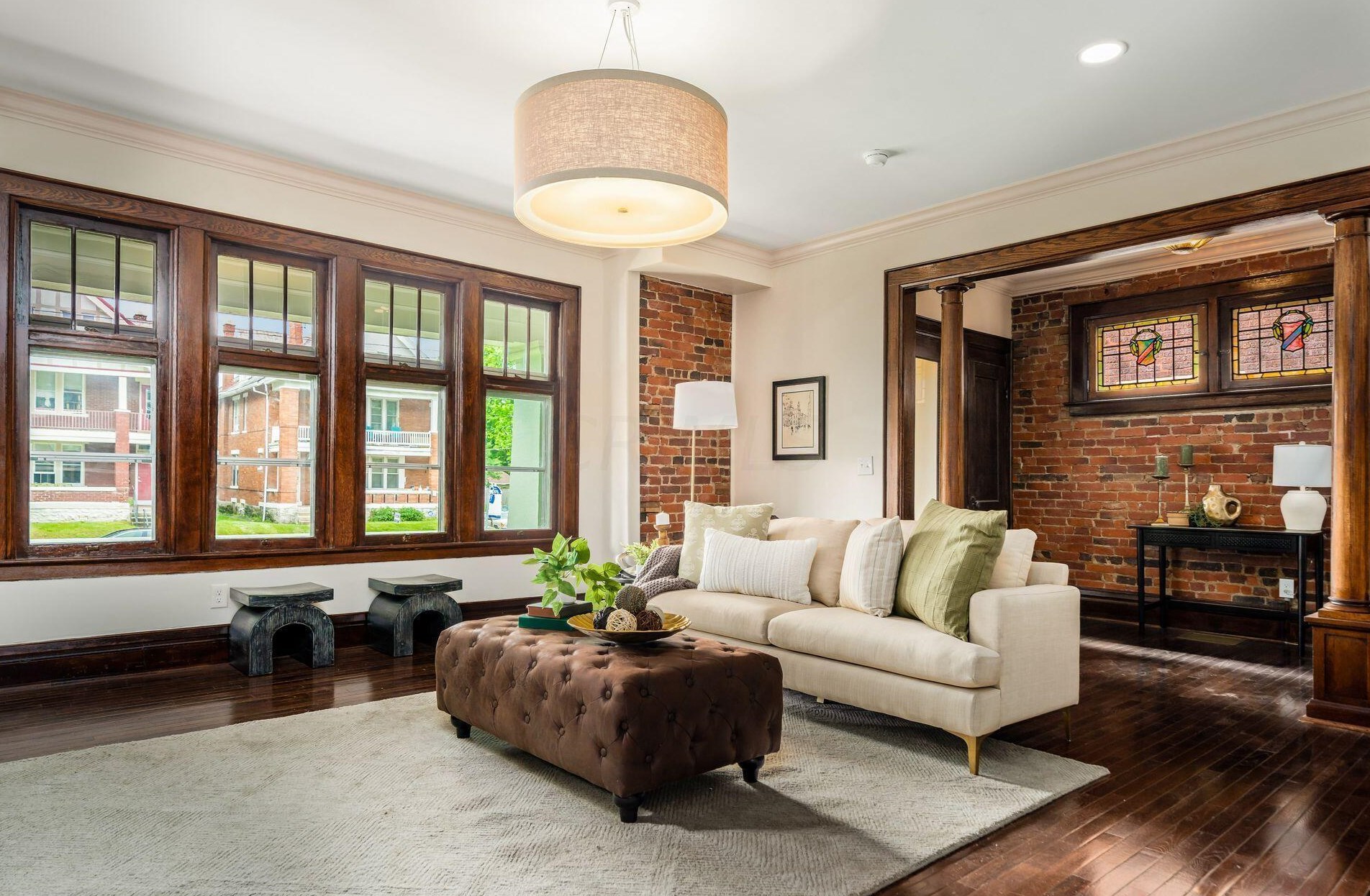 1663 Bryden Rd, Columbus OH  43205-2121 exterior