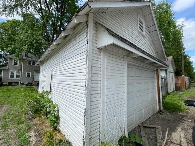 246 Burgess Ave, Columbus OH 43204-3306 exterior