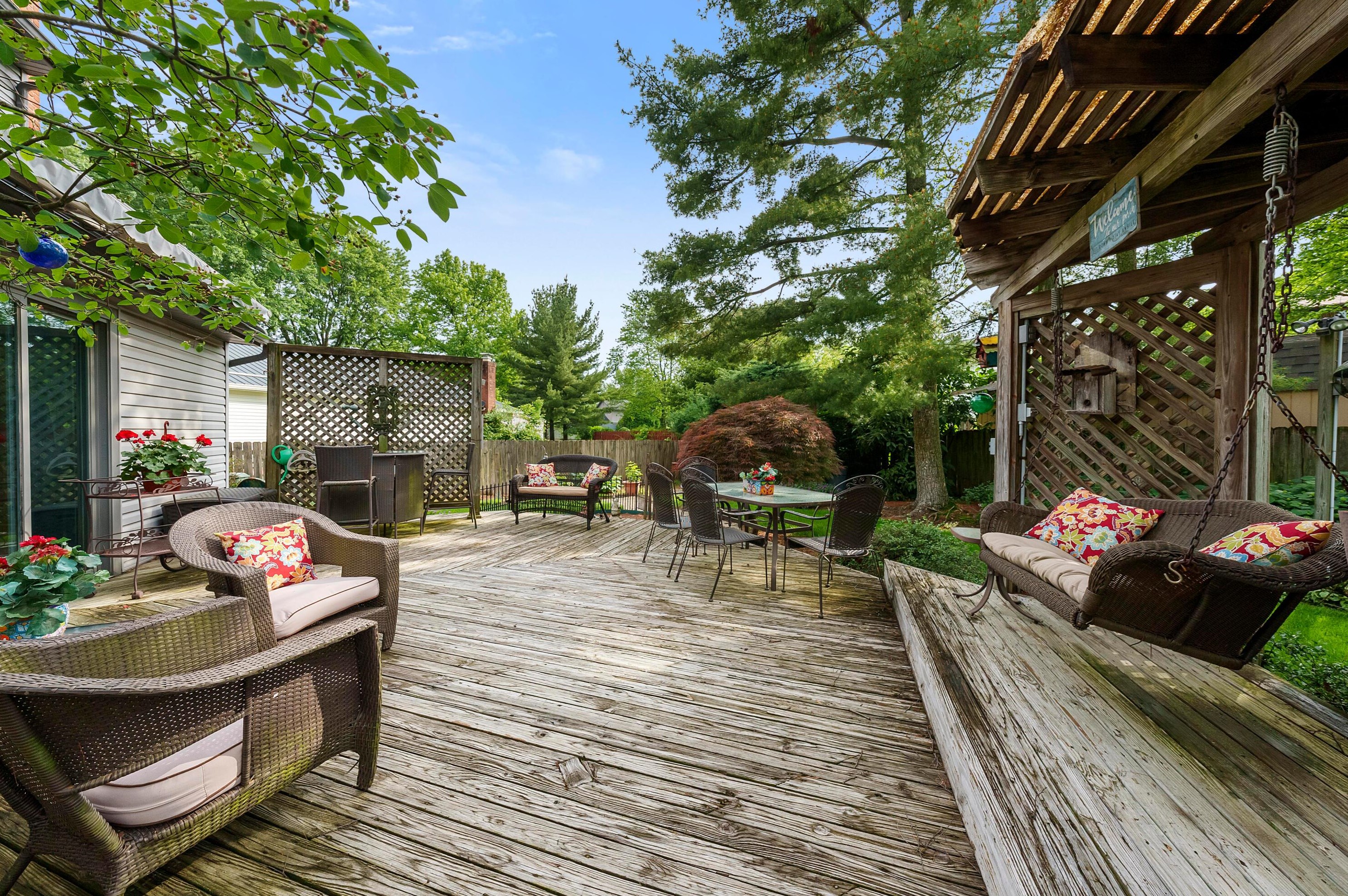 1810 Scott Glen Ct, Columbus OH exterior