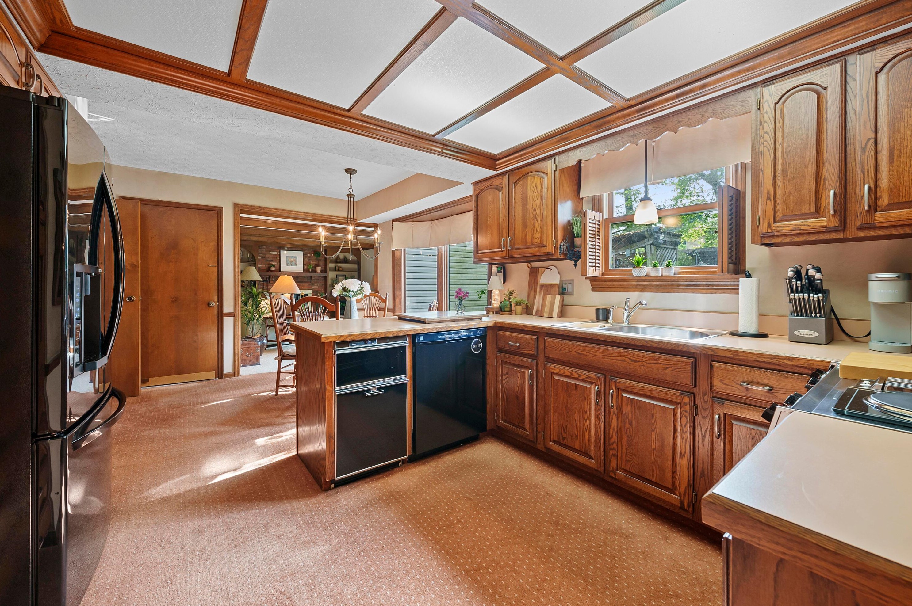 1810 Scott Glen Ct, Columbus OH exterior