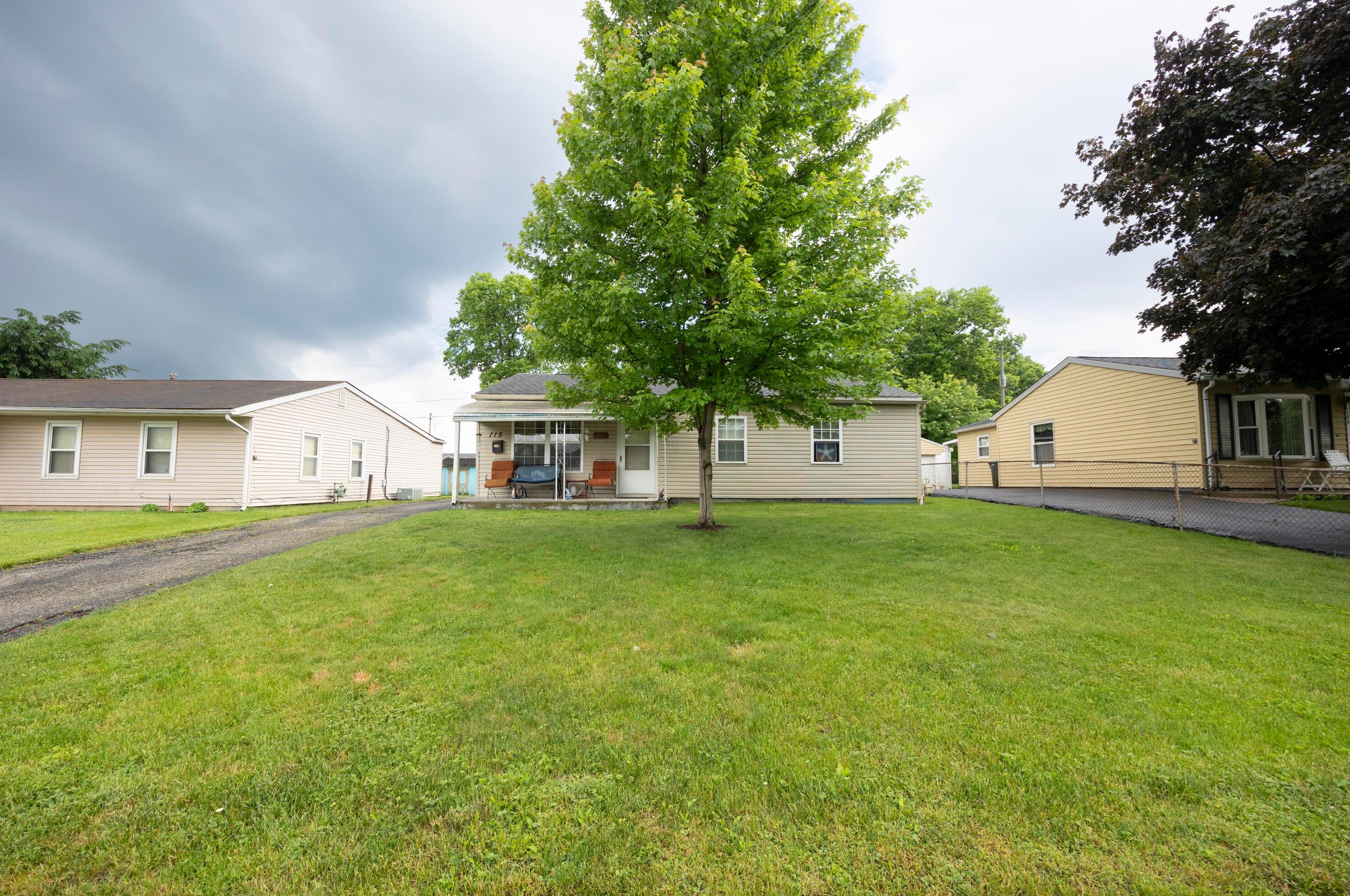 115 Phelps Rd, Columbus OH 43207-3664 exterior