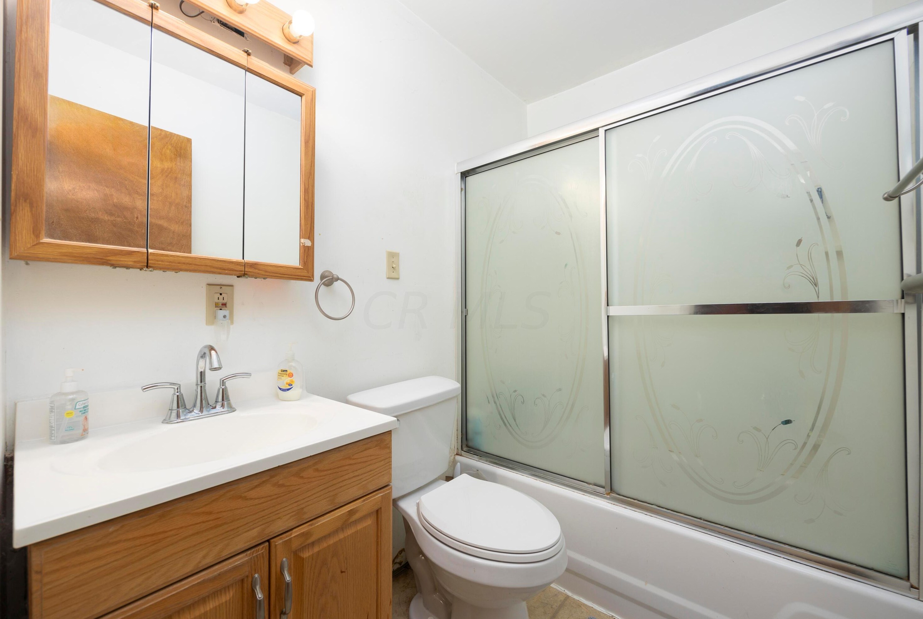 115 Phelps Rd, Columbus OH 43207-3664 exterior