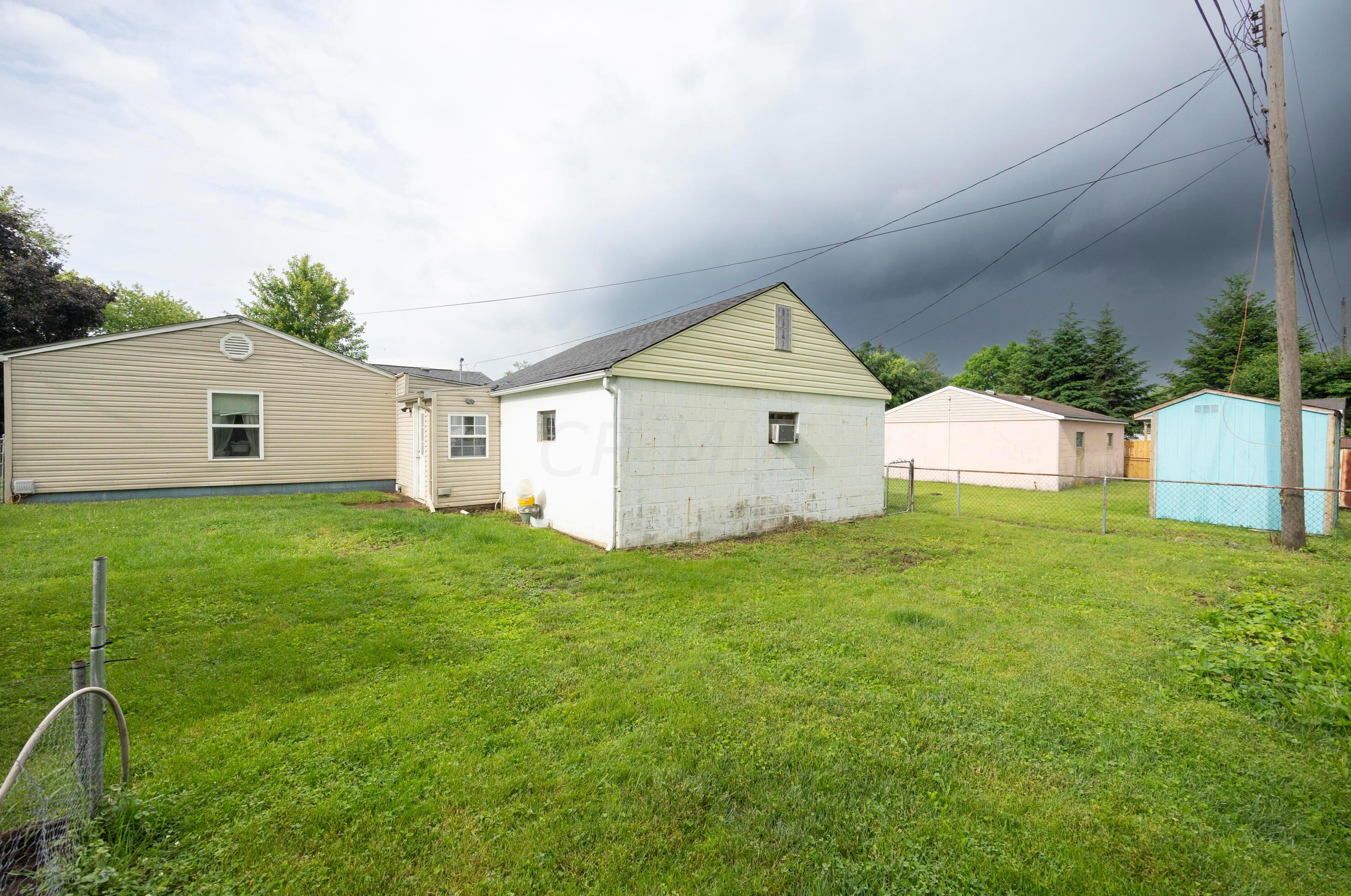 115 Phelps Rd, Columbus OH 43207-3664 exterior