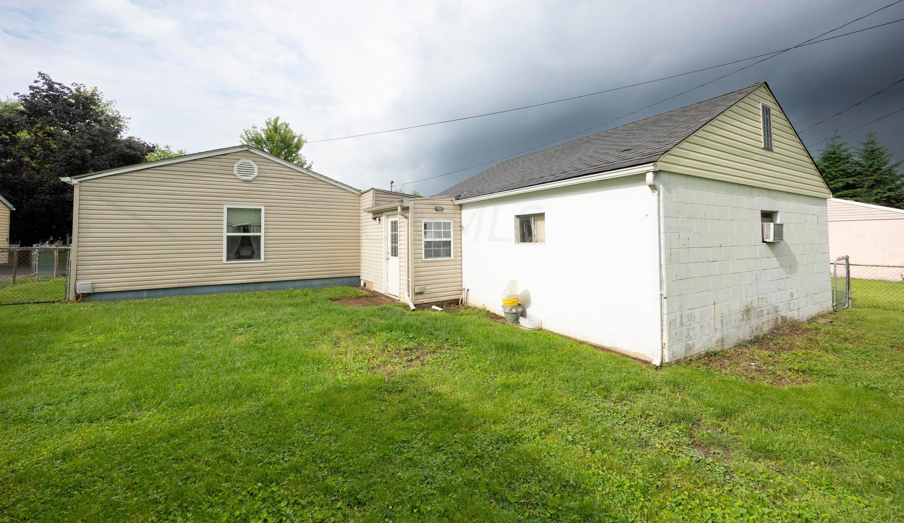 115 Phelps Rd, Columbus OH 43207-3664 exterior