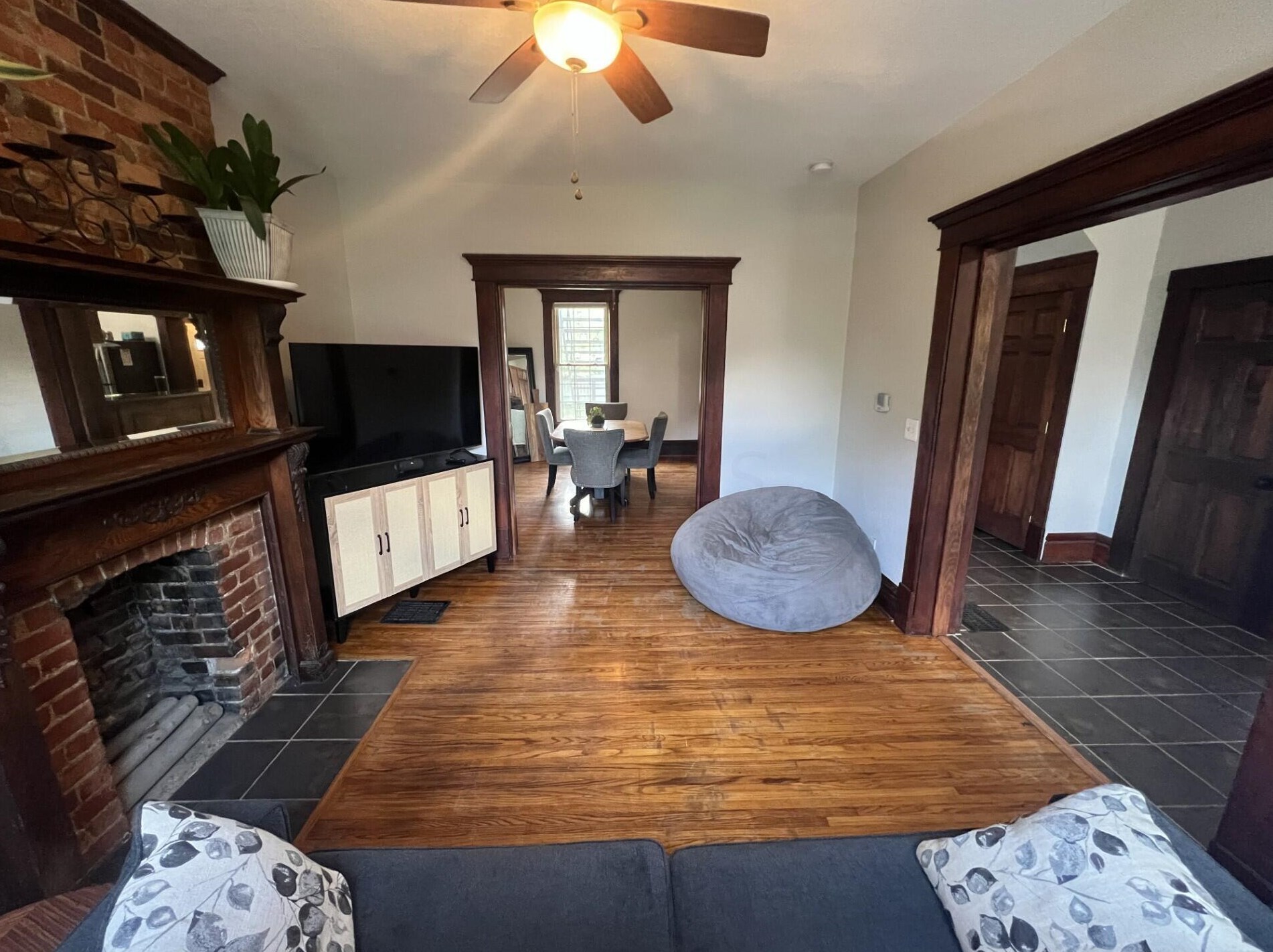 1213 Hamlet St, Columbus OH  43201-2836 exterior