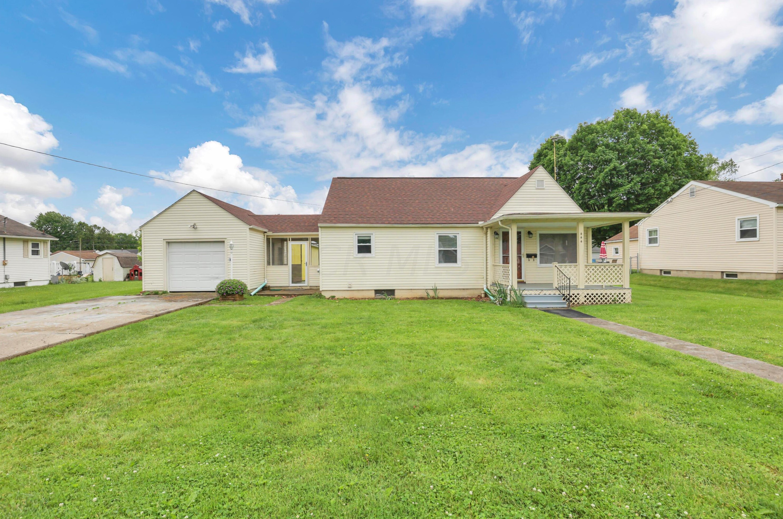 444 Reese Ave, Lancaster OH 43130-4541 exterior