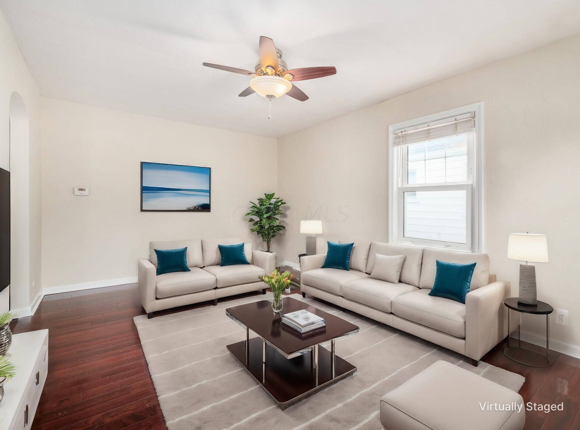 388 Royal Frst Blvd, Columbus OH  43214-1813 exterior