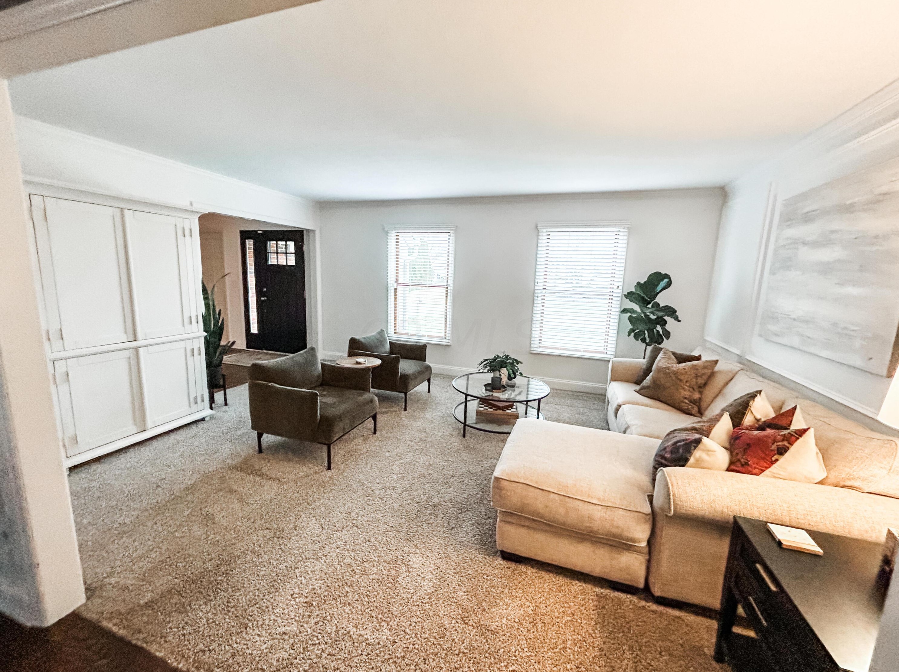 3535 Boathouse Dr, Hilliard OH  43026-7817 exterior