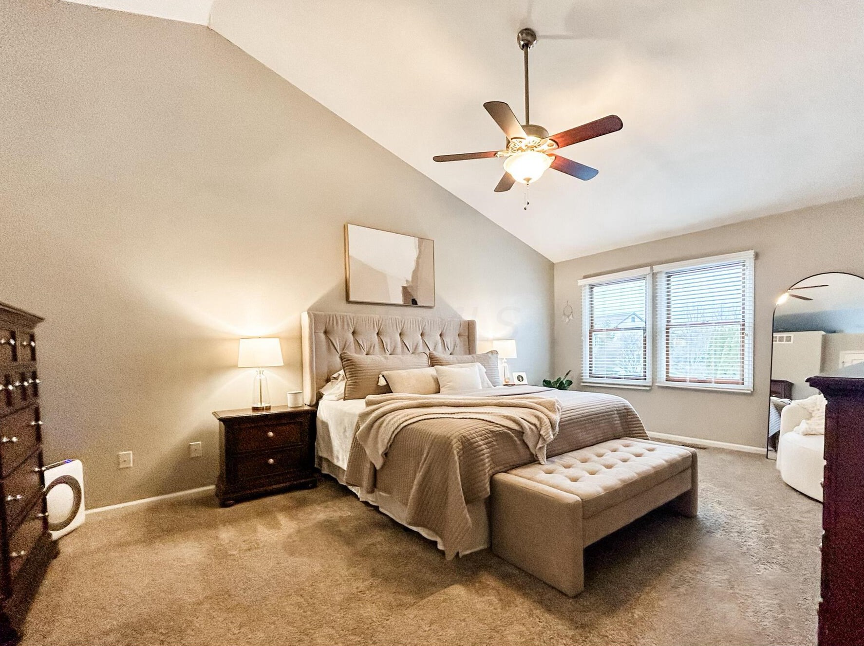 3535 Boathouse Dr, Hilliard OH  43026-7817 exterior