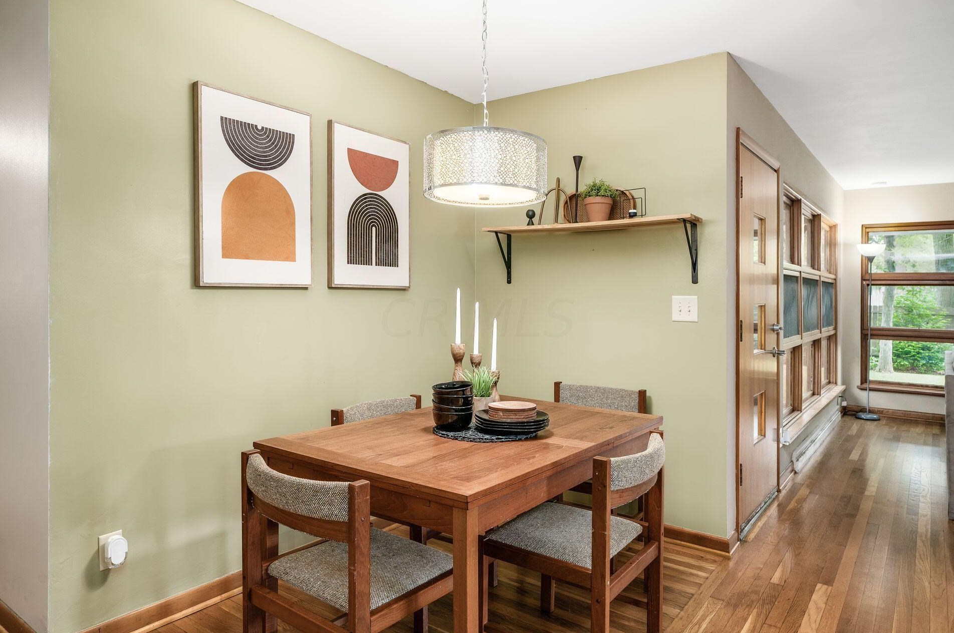 2660 Minerva Lake Rd, Columbus OH  43231-4870 exterior