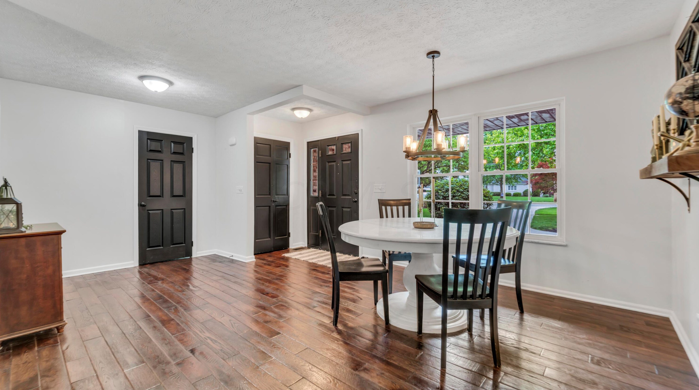 800 Cherry Btm Rd, Columbus OH 43230-2109 exterior