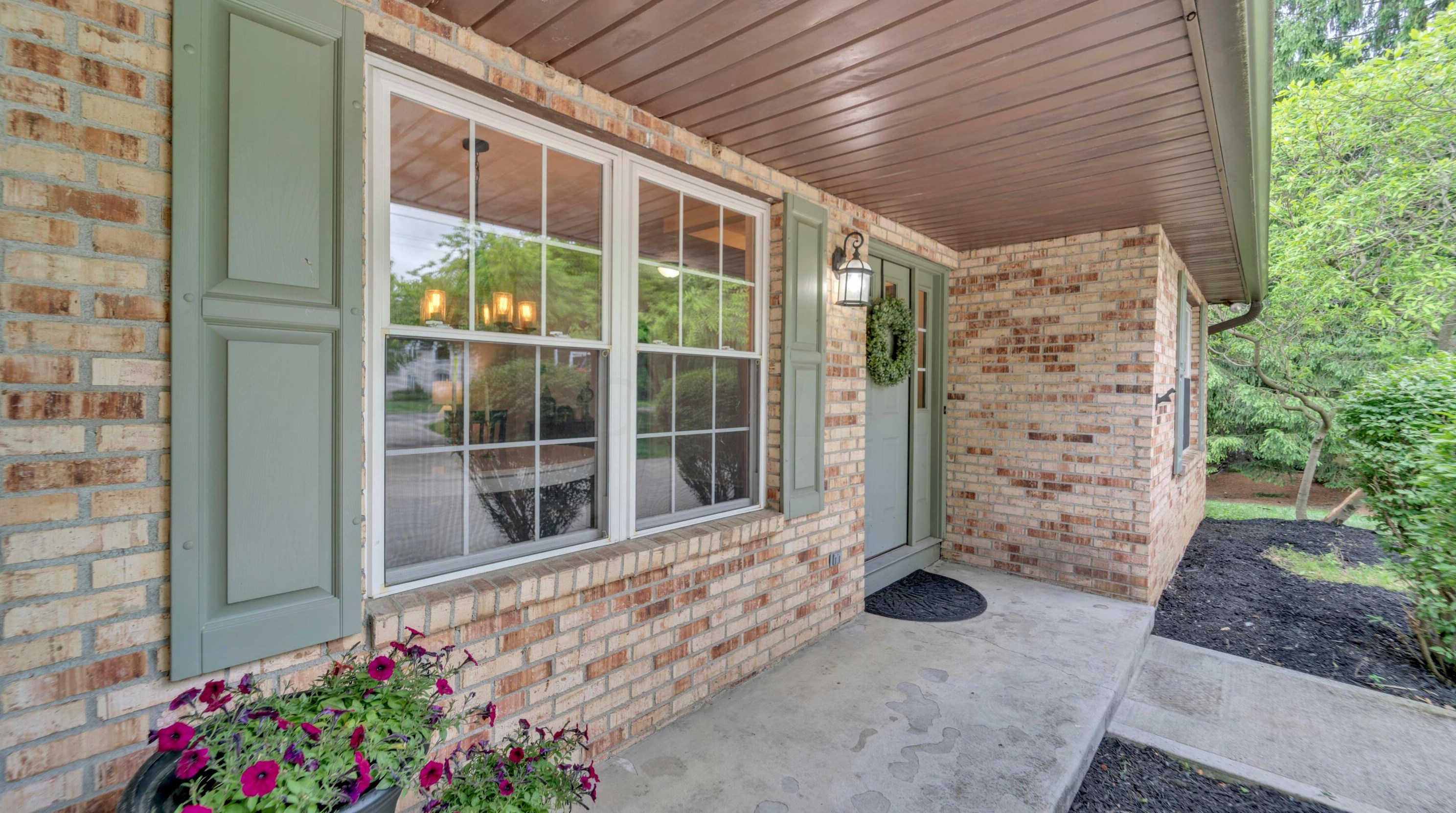 800 Cherry Btm Rd, Columbus OH 43230-2109 exterior