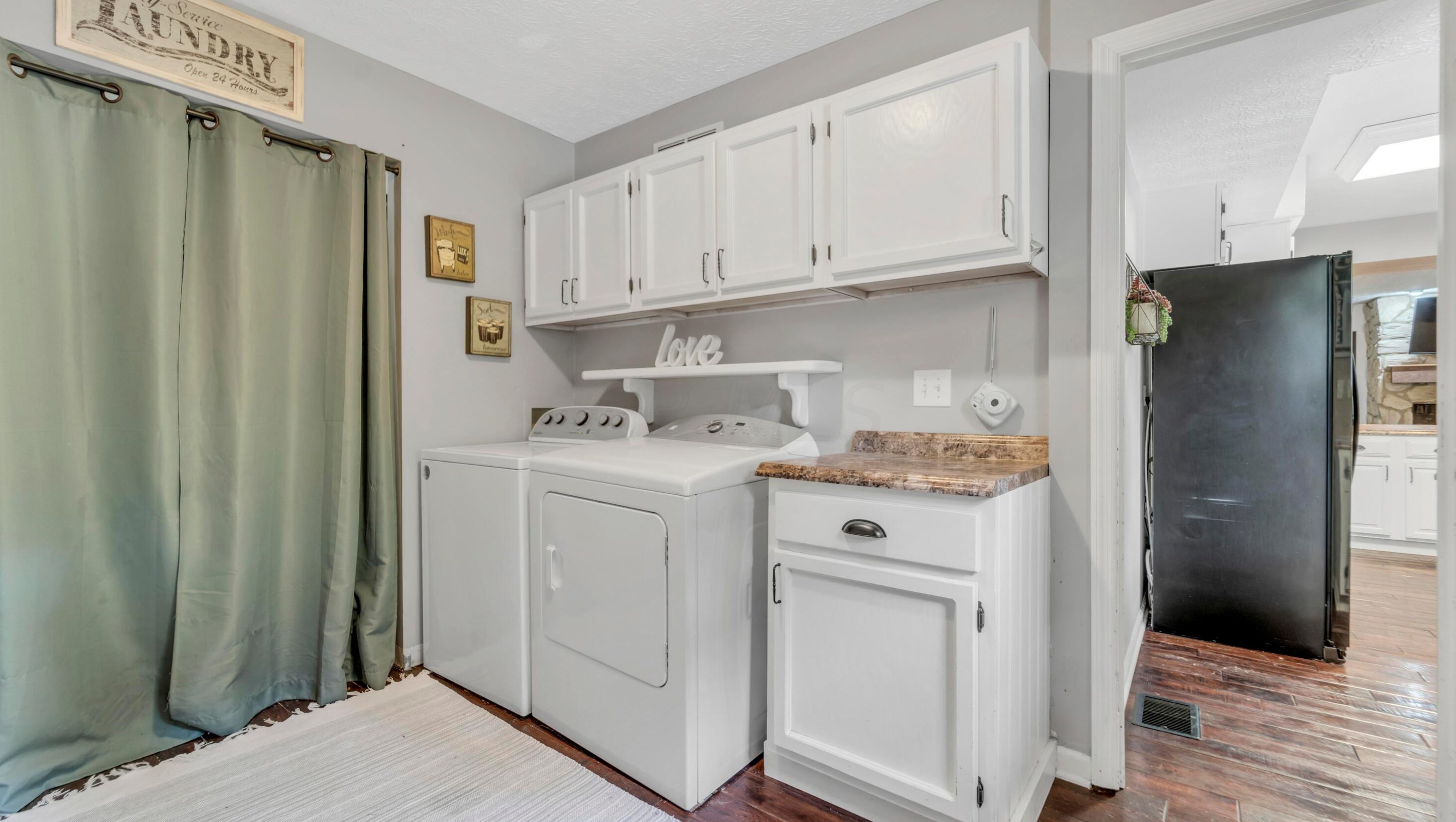 800 Cherry Btm Rd, Columbus OH 43230-2109 exterior