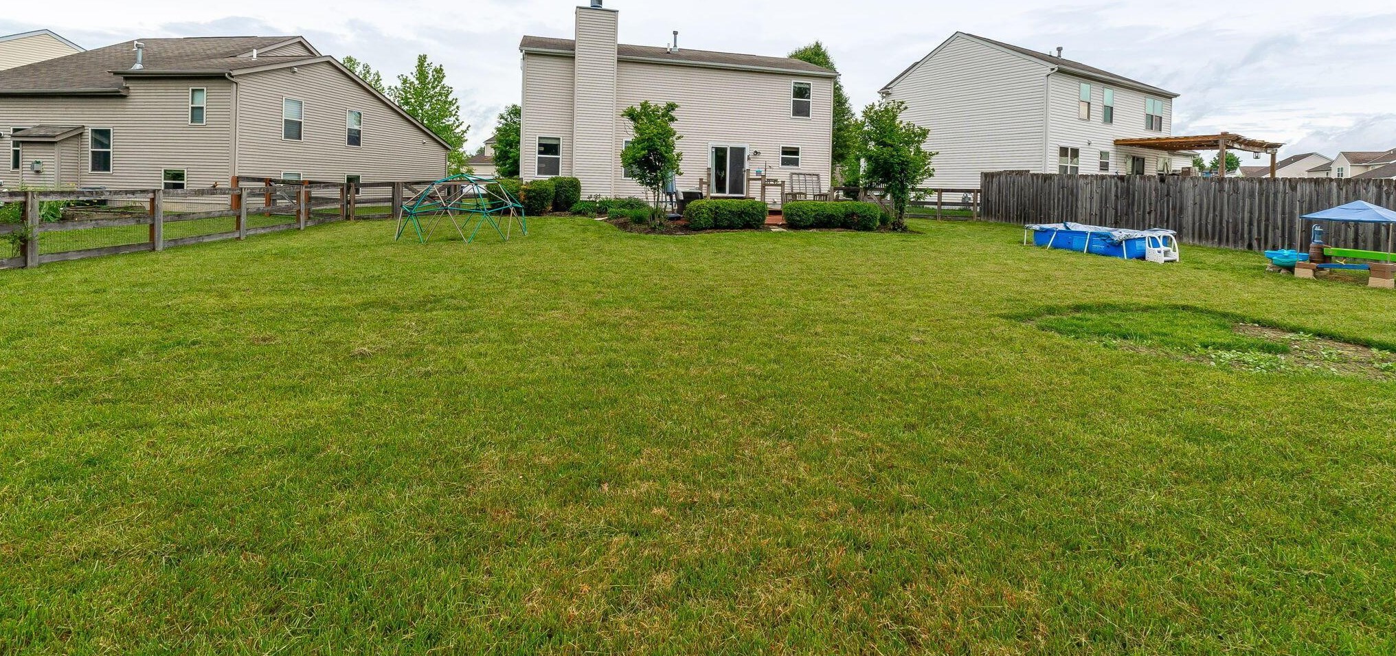 8353 Crete Ln, Blacklick OH  43004-8307 exterior