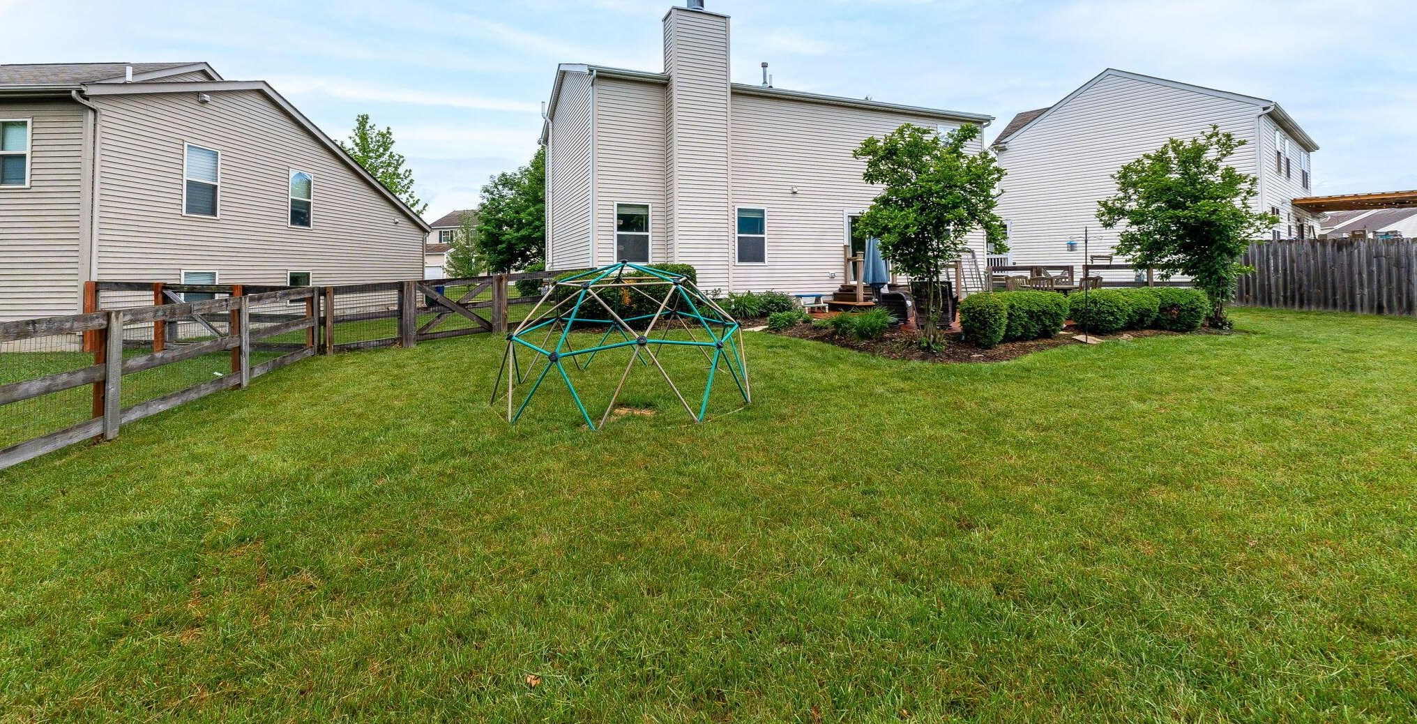 8353 Crete Ln, Blacklick OH  43004-8307 exterior