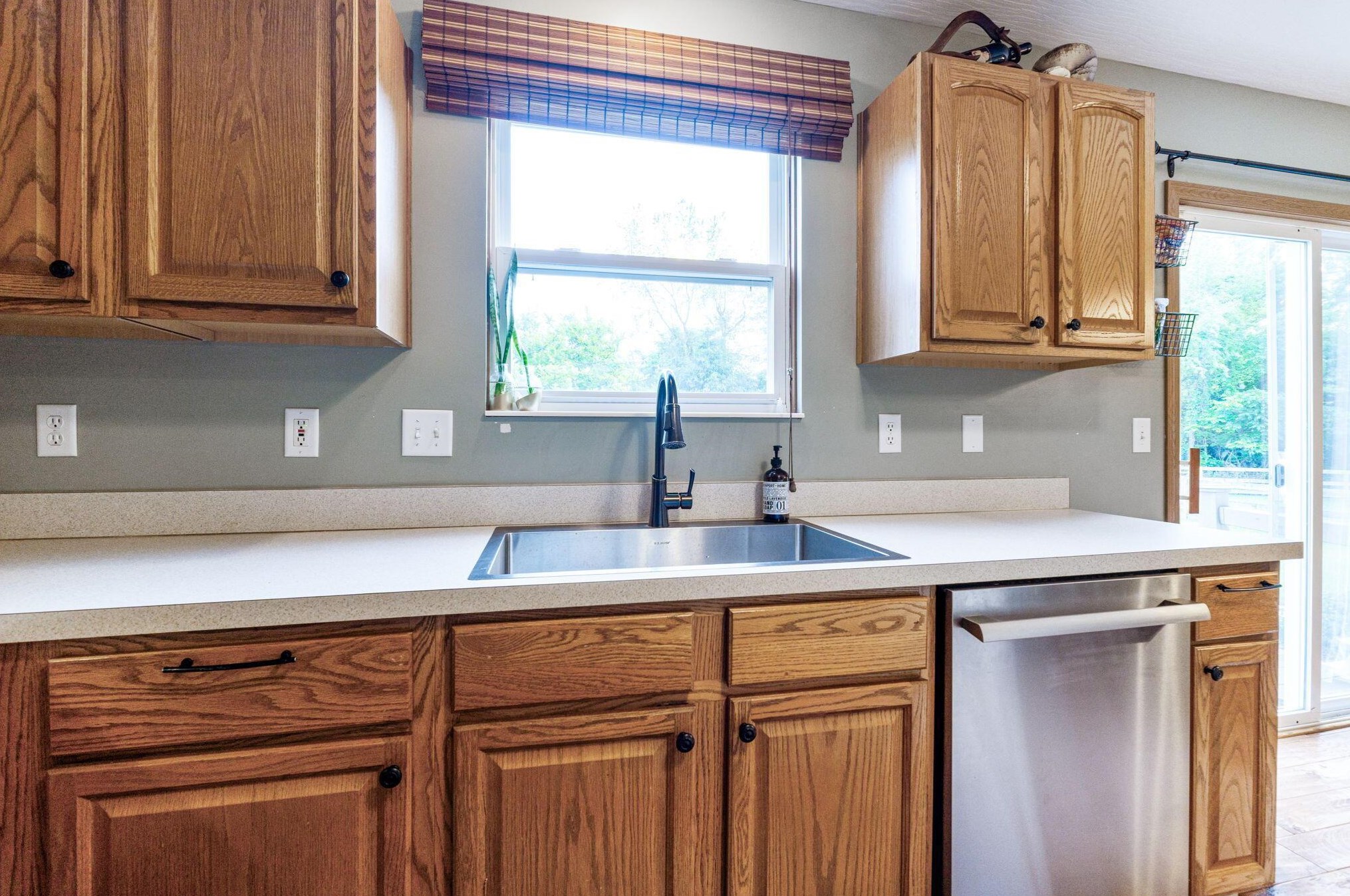 8353 Crete Ln, Blacklick OH  43004-8307 exterior