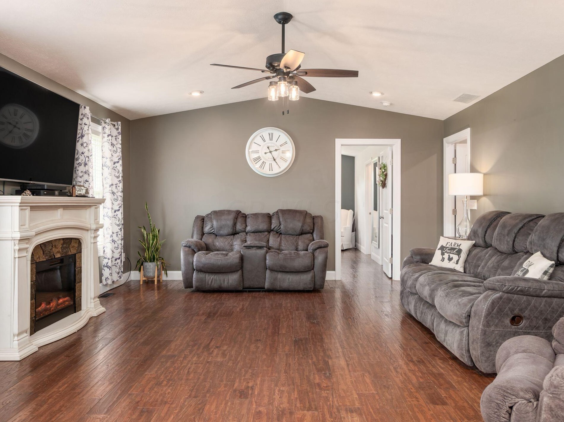 7635 Brush Lk Rd, North Lewisburg OH  43060-9617 exterior