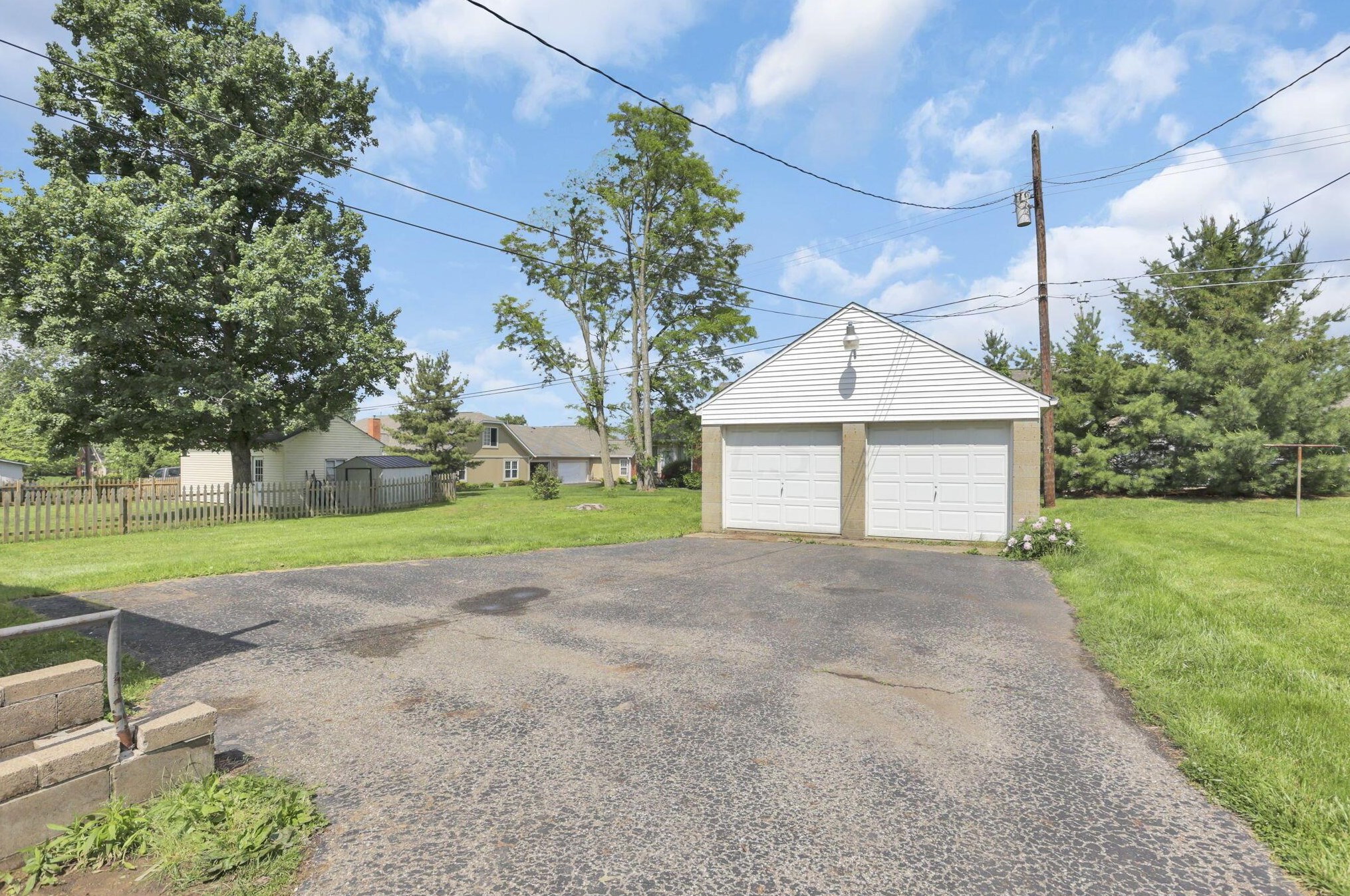 181 Center St, Pickerington OH  43147-1161 exterior