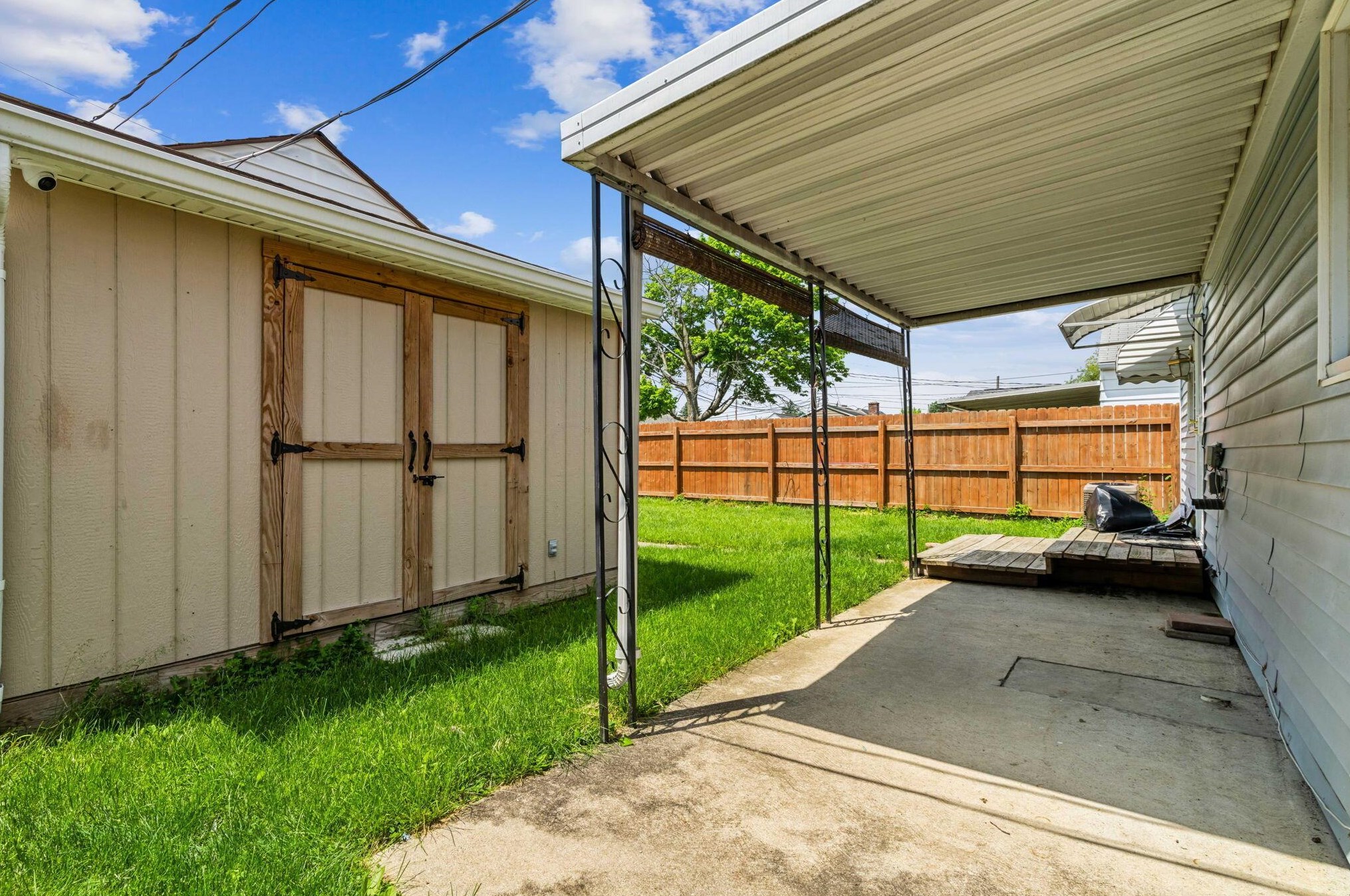 571 Reed, Columbus OH exterior