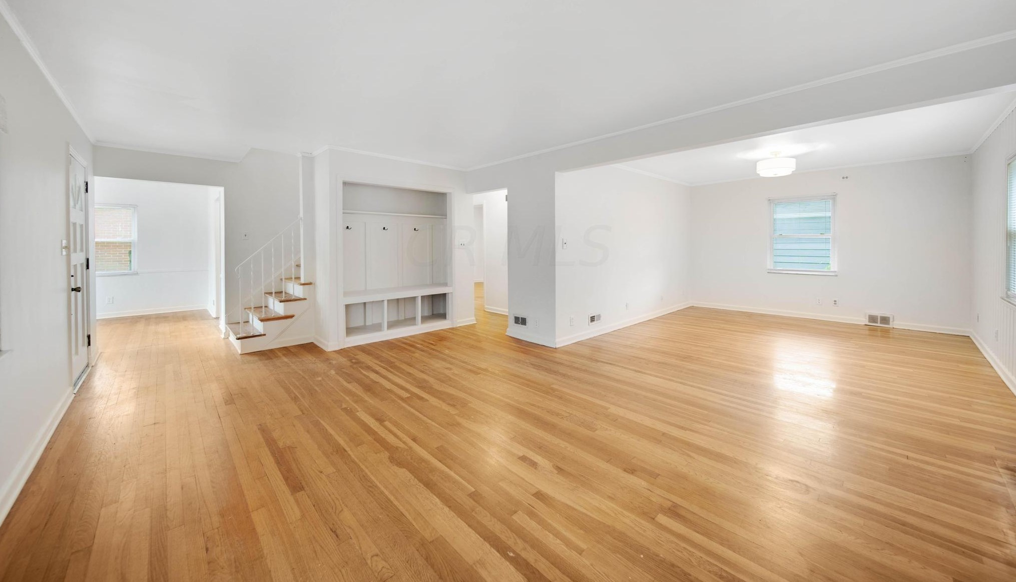 120 Edgevale Rd, Columbus OH 43221-1155 exterior