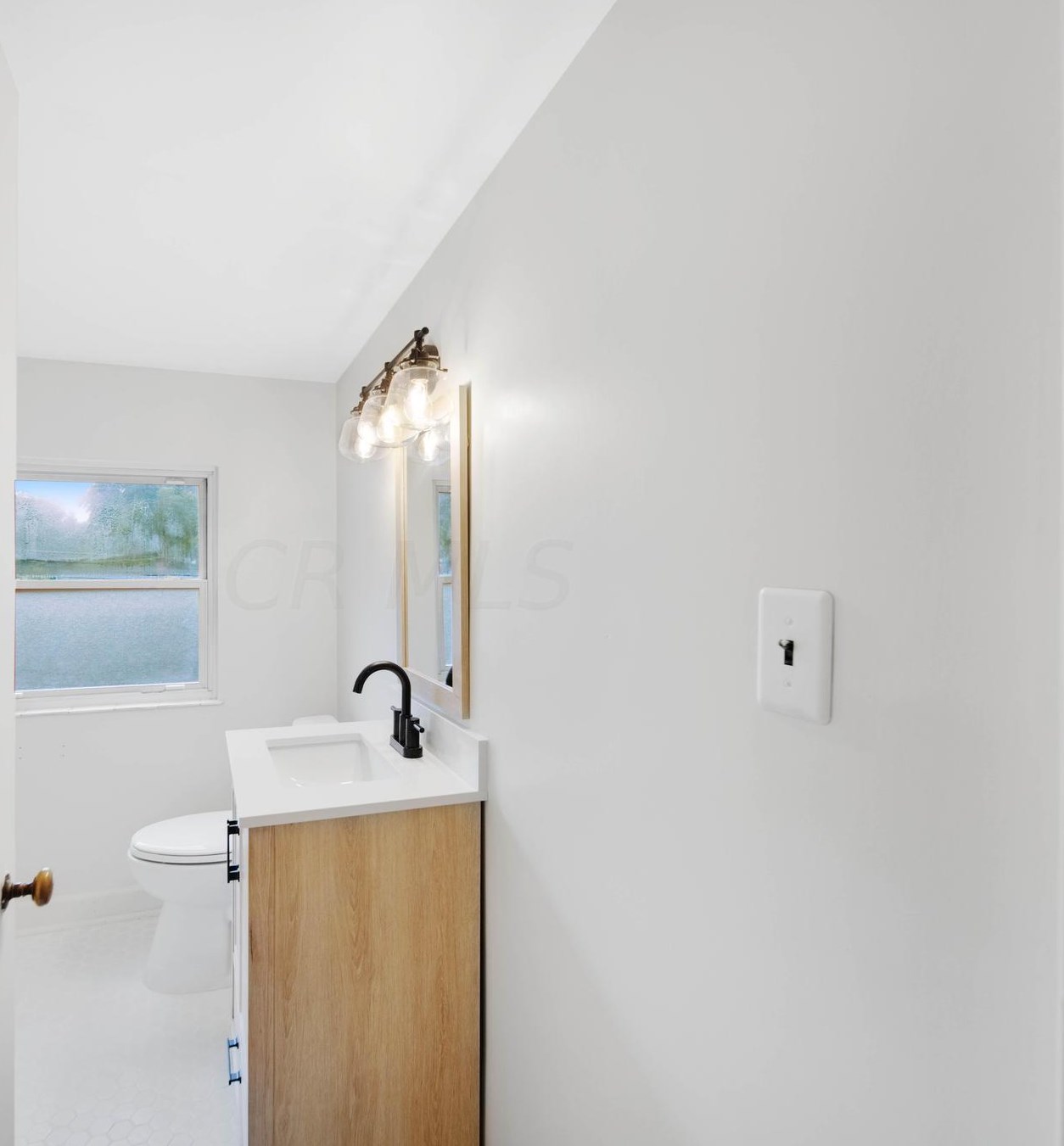 120 Edgevale Rd, Columbus OH 43221-1155 exterior