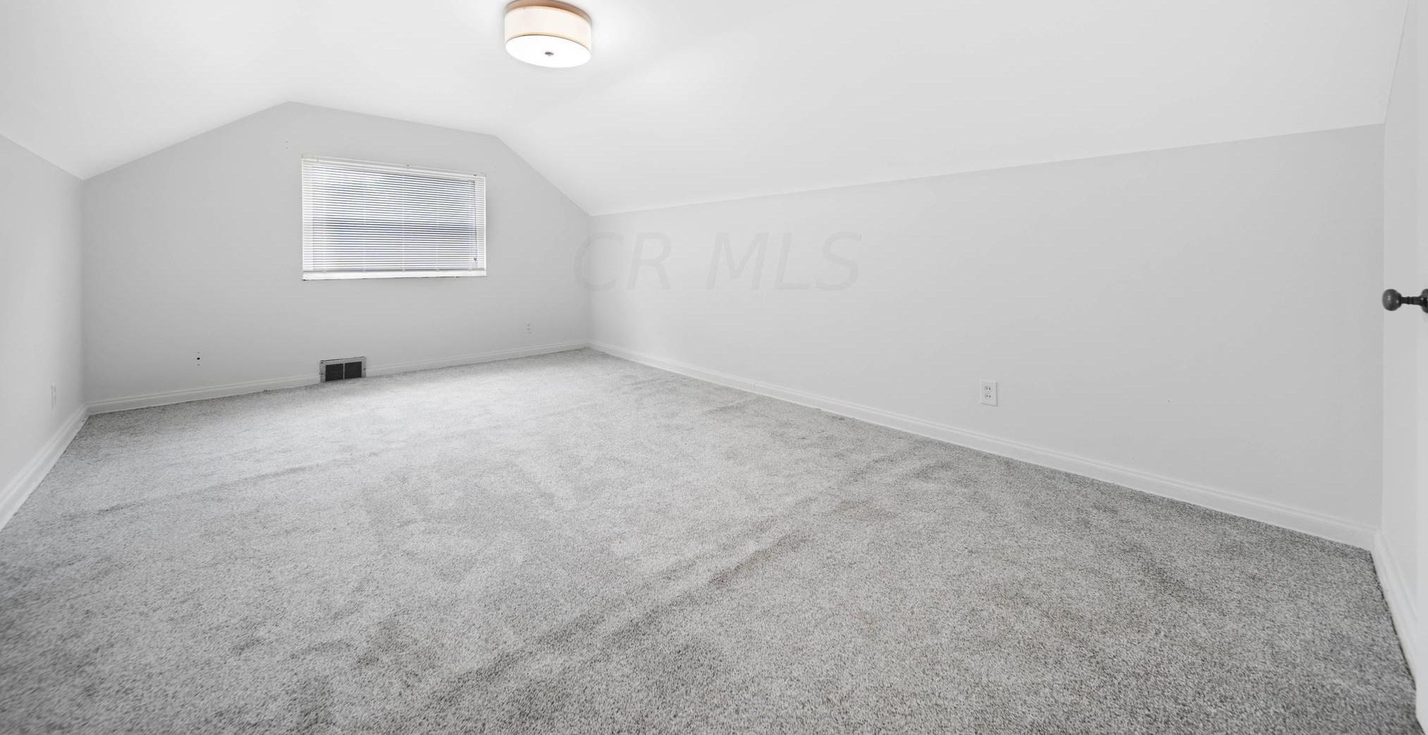 120 Edgevale Rd, Columbus OH 43221-1155 exterior