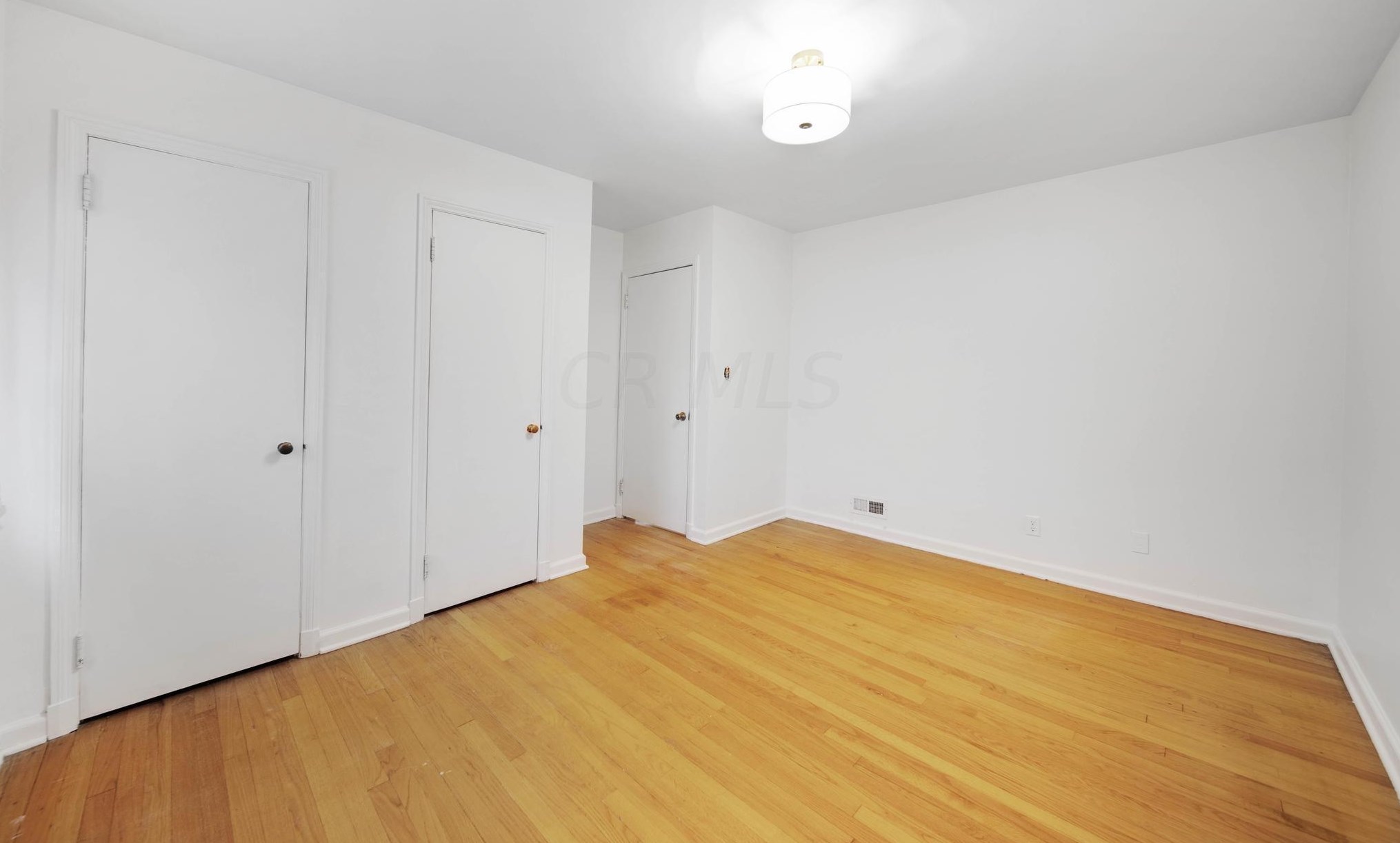 120 Edgevale Rd, Columbus OH 43221-1155 exterior