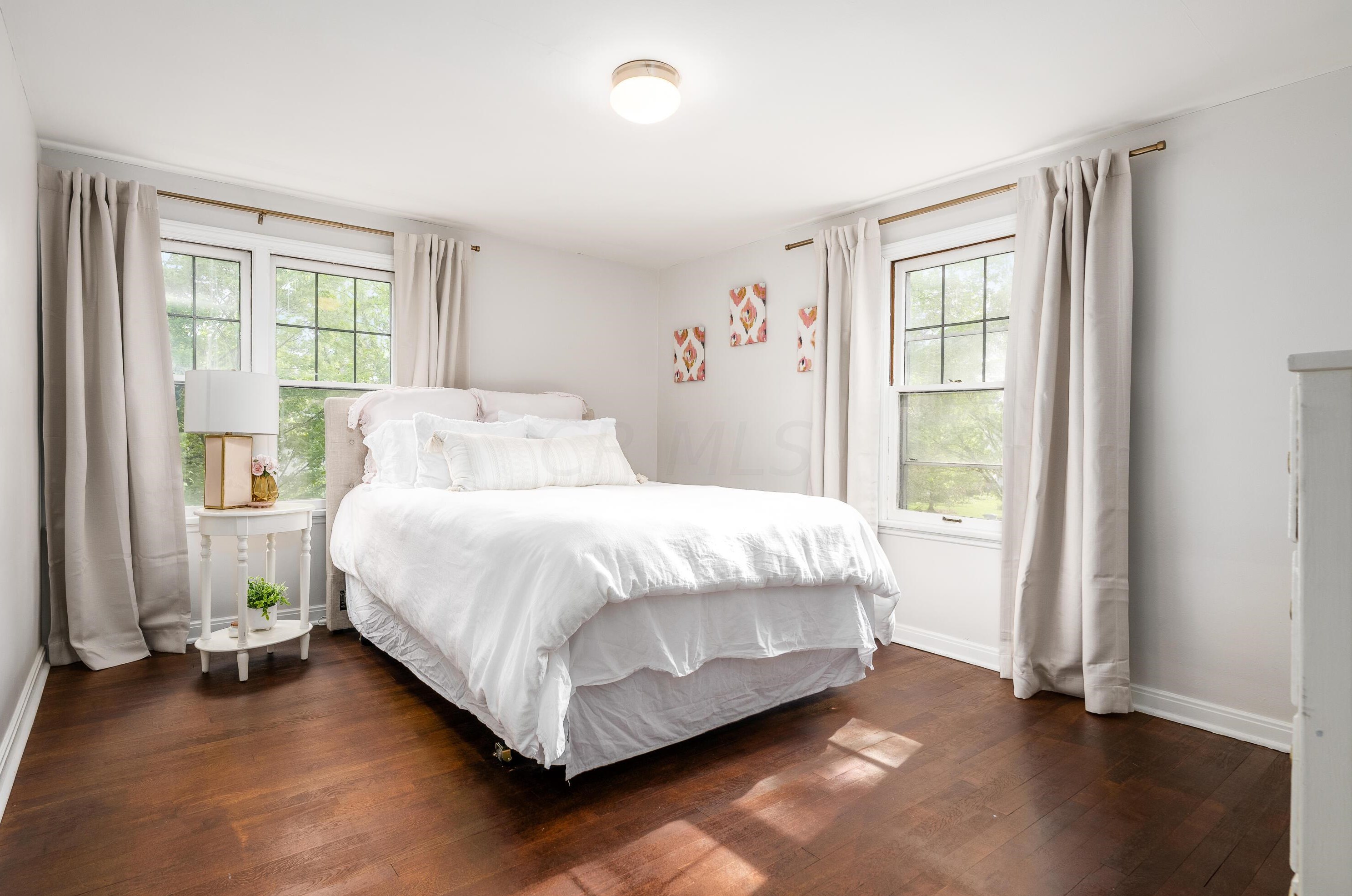 256 Schreyer Pl, Columbus OH  43214-2727 exterior