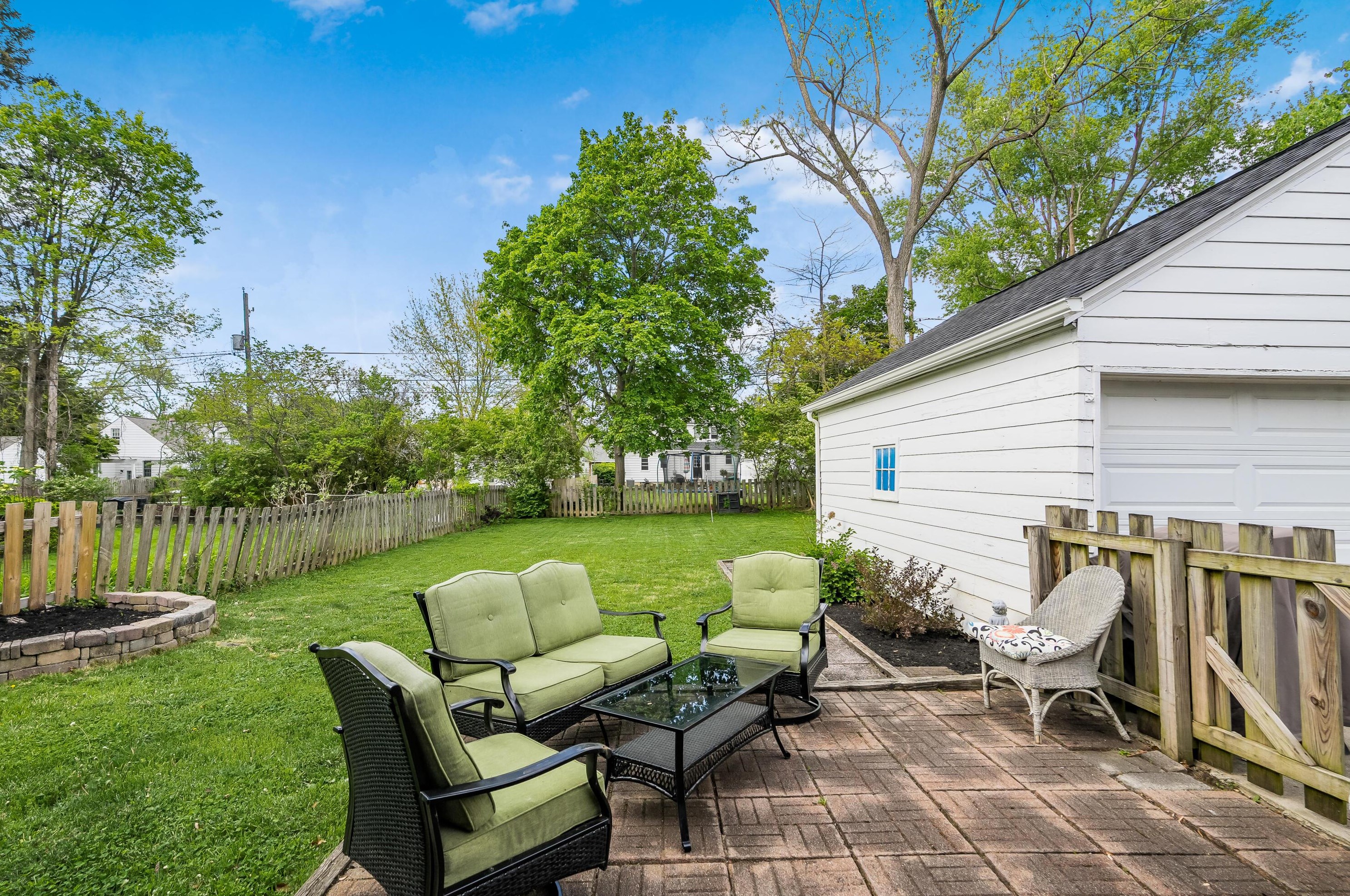 256 Schreyer Pl, Columbus OH  43214-2727 exterior