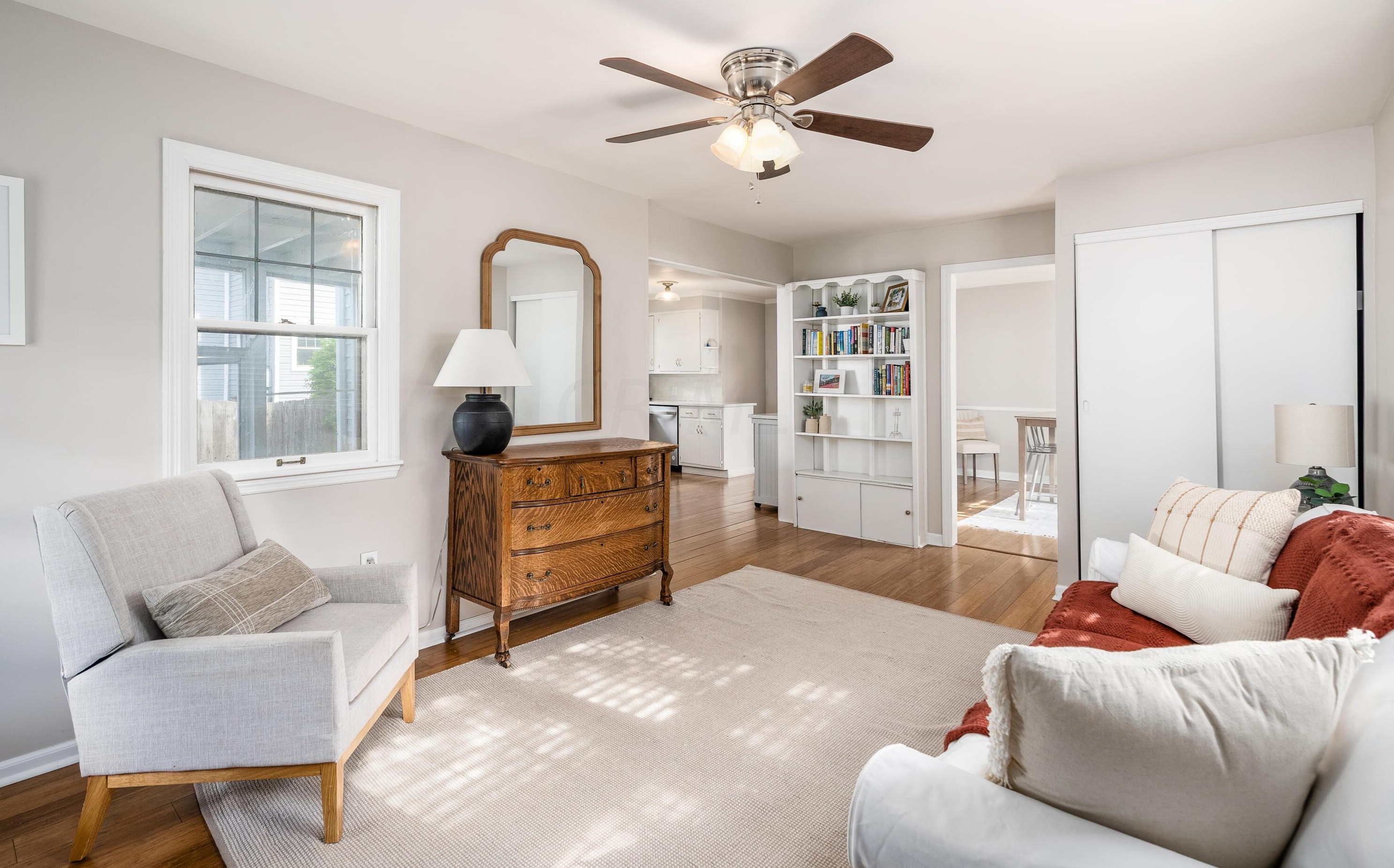 256 Schreyer Pl, Columbus OH  43214-2727 exterior