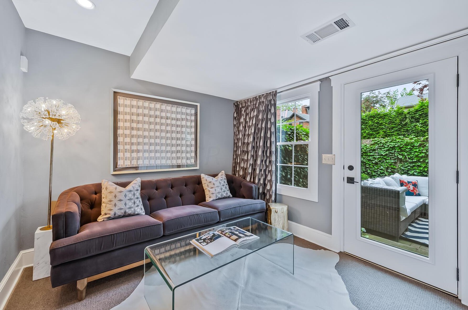 310 Alexander Aly, Columbus OH 43206-2190 exterior