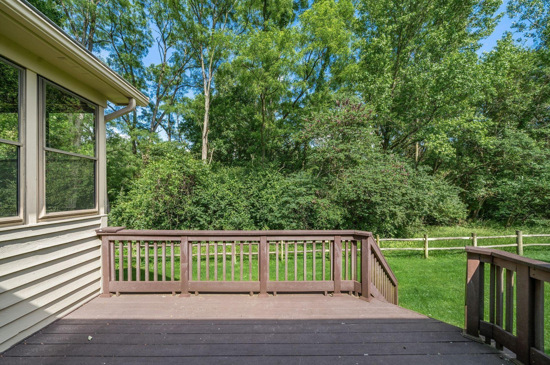 5258 Lola Way, Columbus OH 43235-3478 exterior