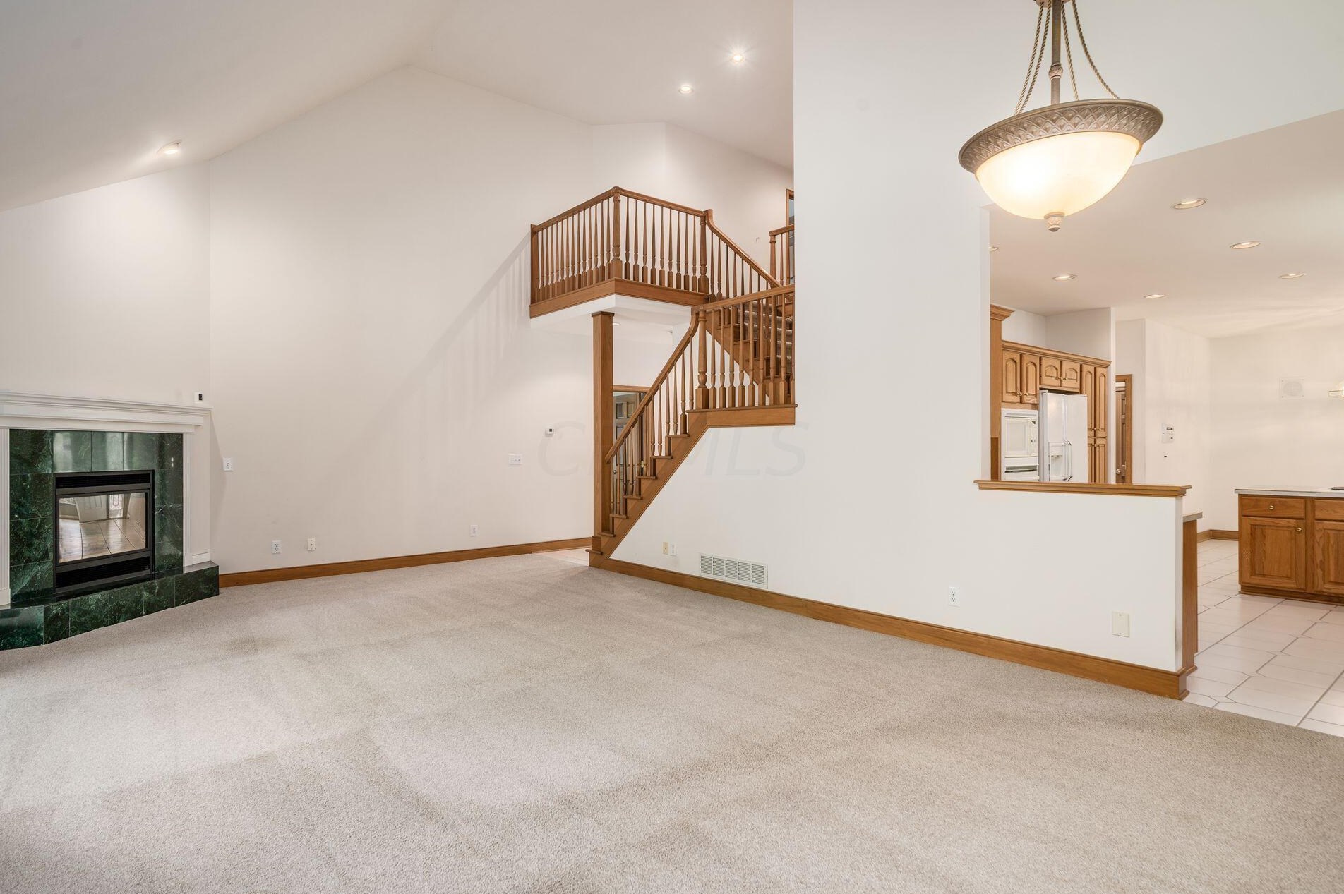 5258 Lola Way, Columbus OH 43235-3478 exterior