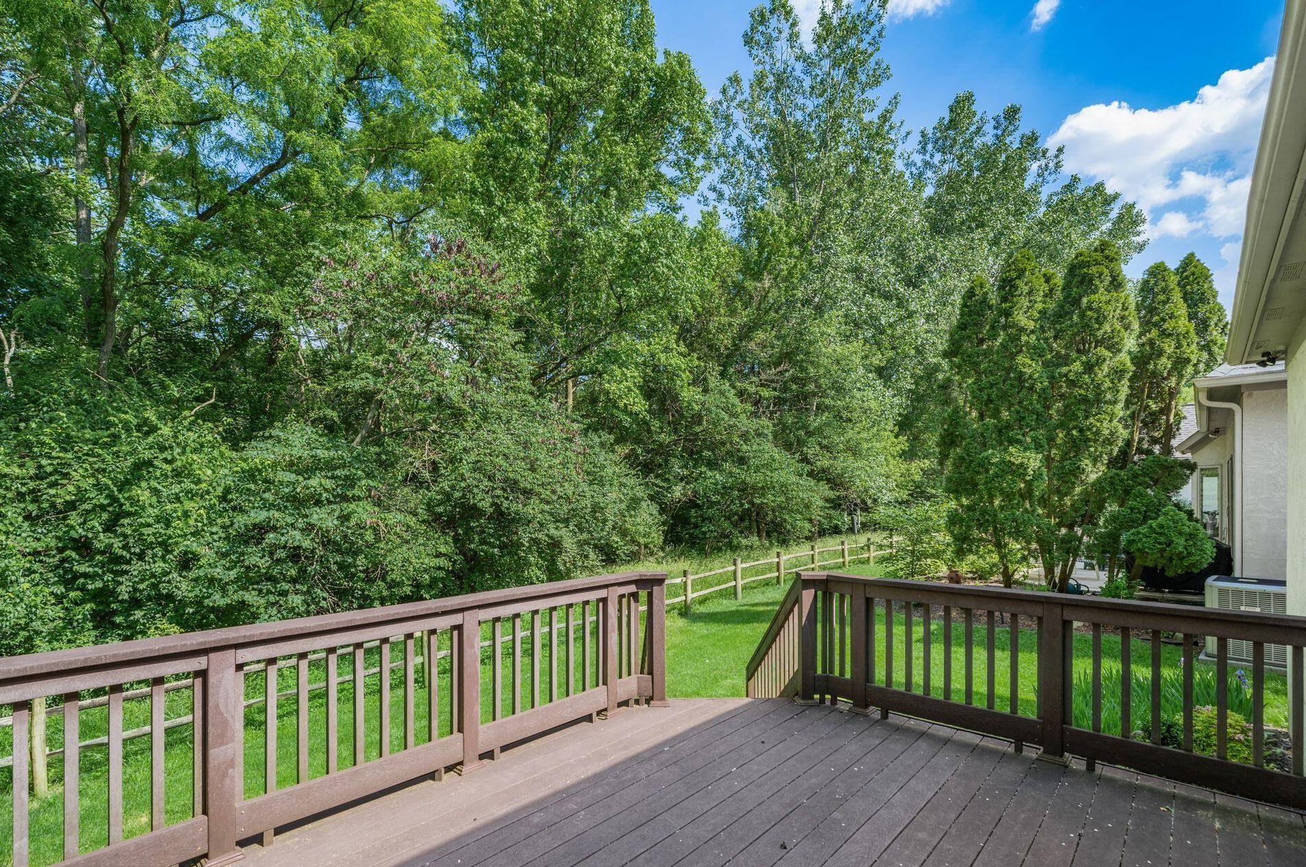 5258 Lola Way, Columbus OH 43235-3478 exterior