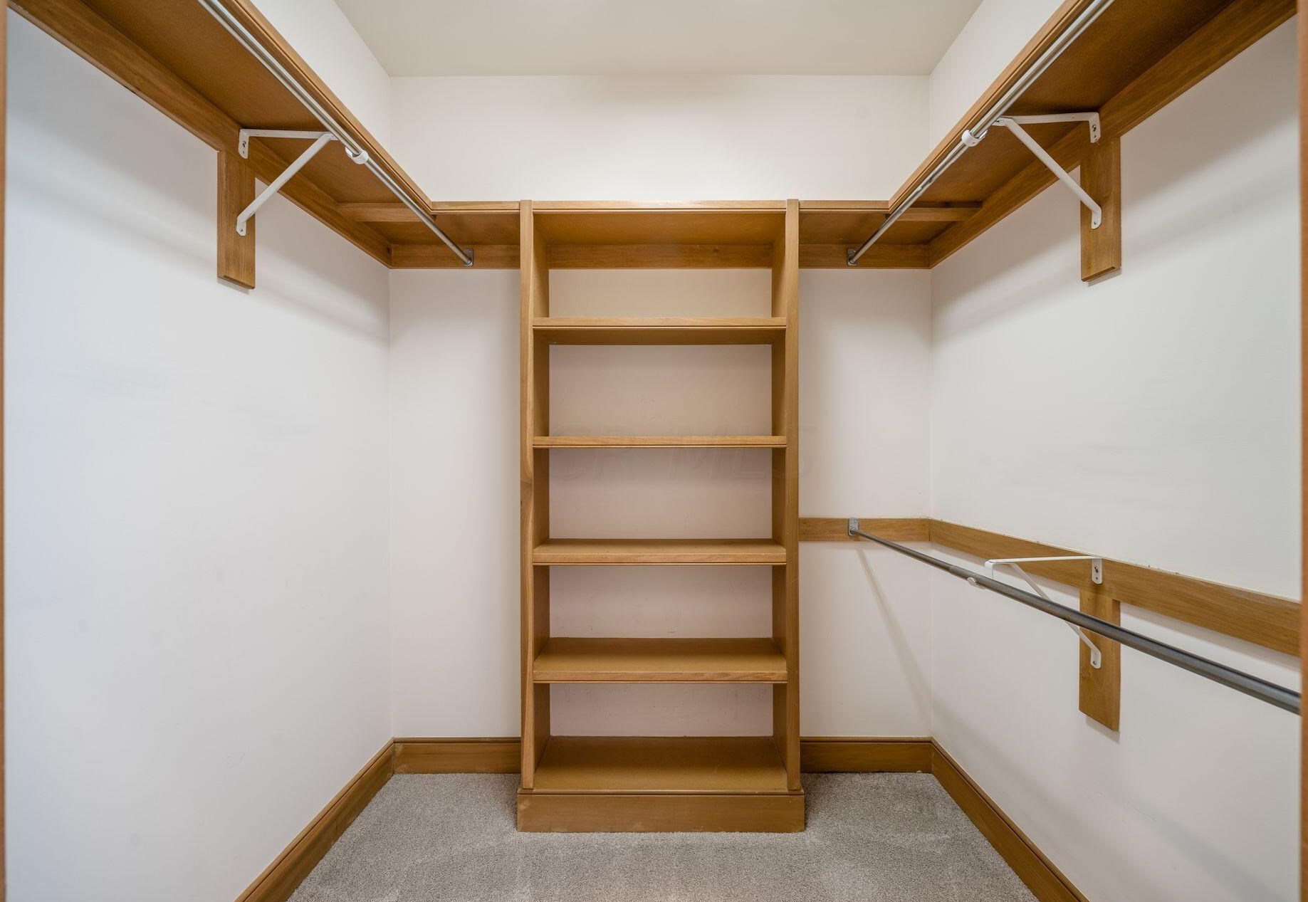 5258 Lola Way, Columbus OH 43235-3478 exterior