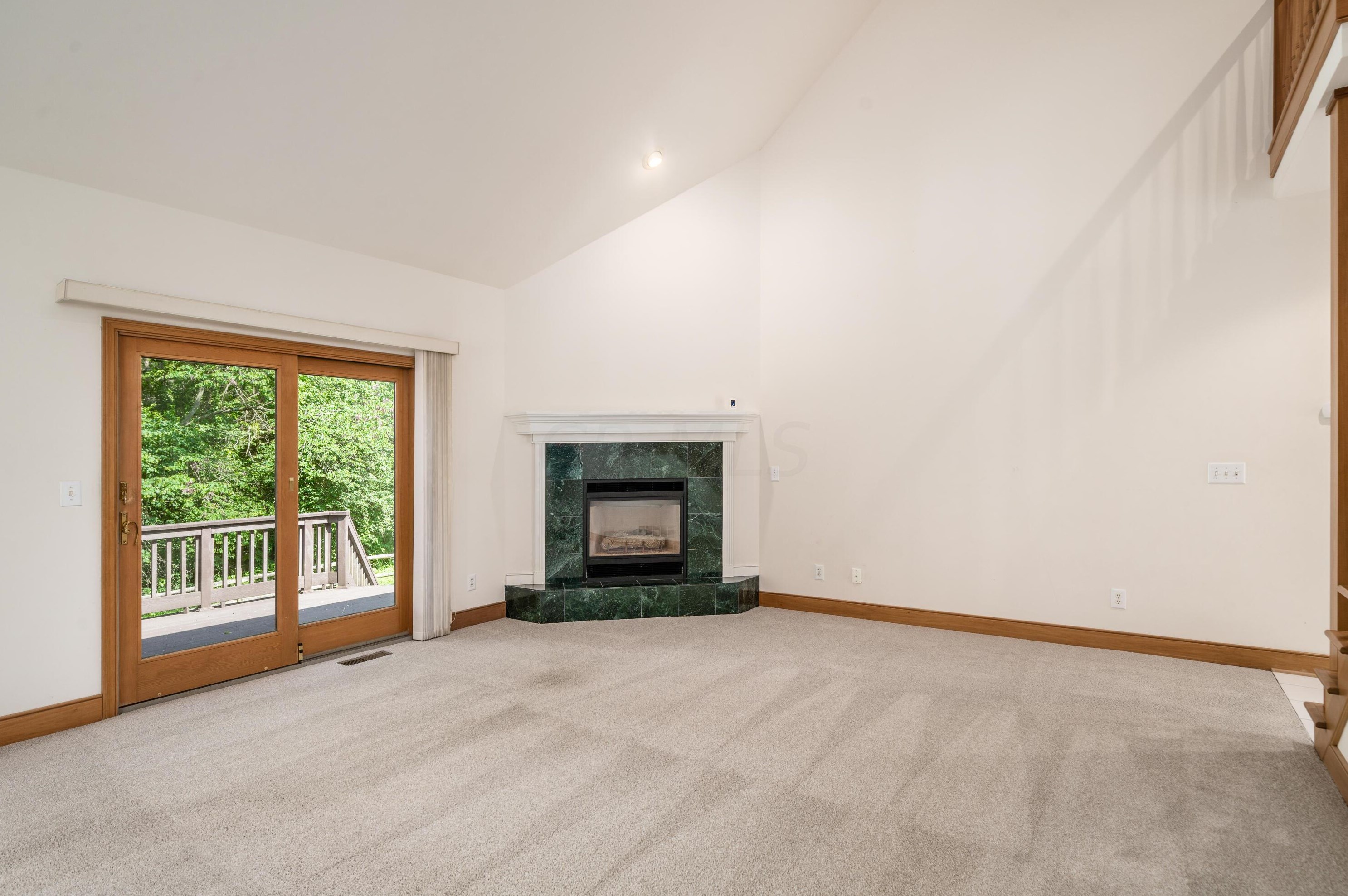 5258 Lola Way, Columbus OH 43235-3478 exterior