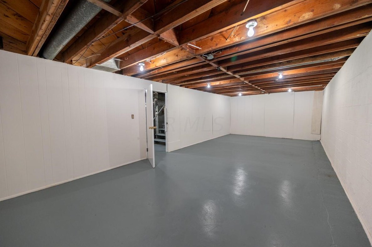 3372 Mary Ave, Columbus OH 43204-1797 exterior