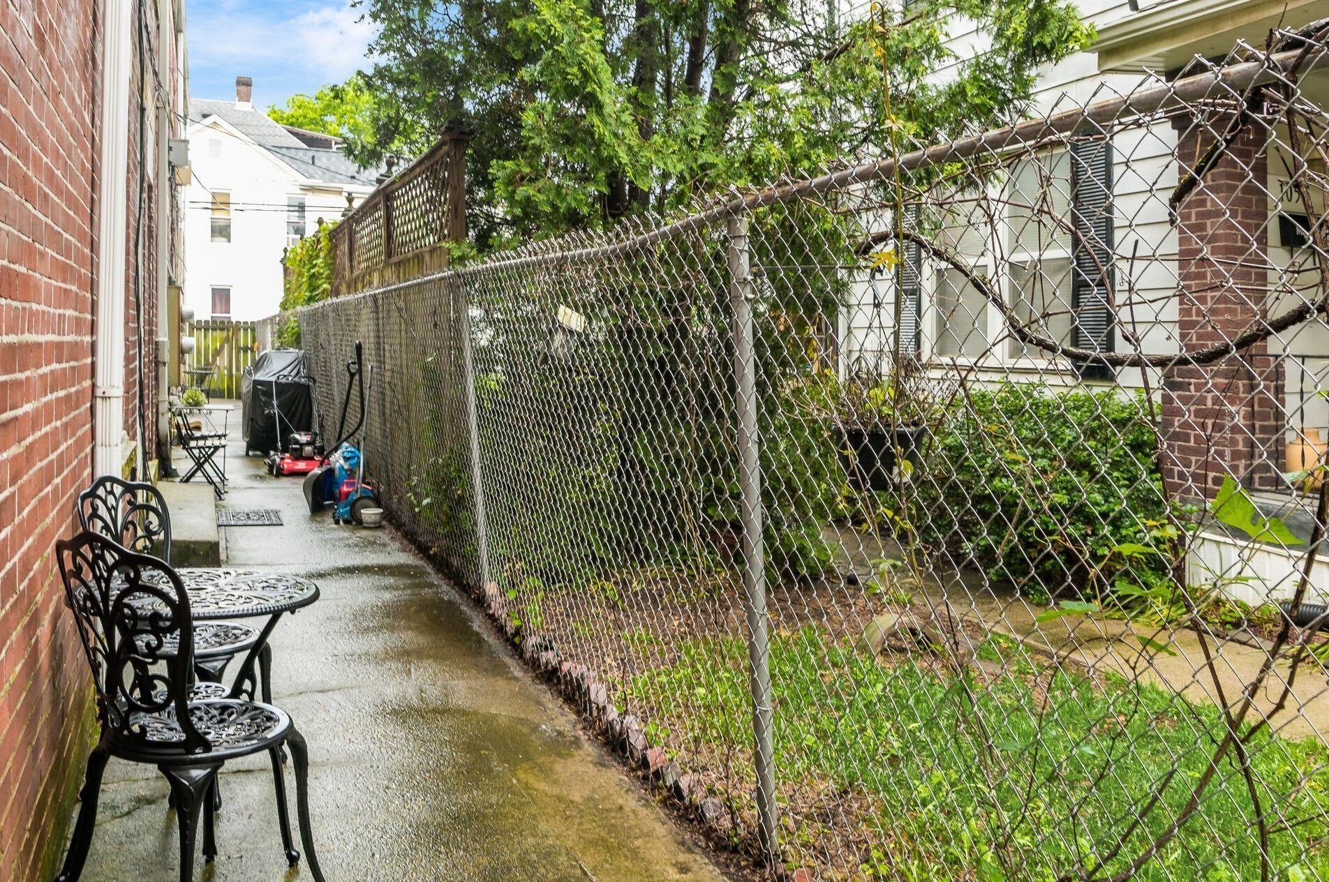 1055 Michigan Ave, Columbus OH  43201-3332 exterior