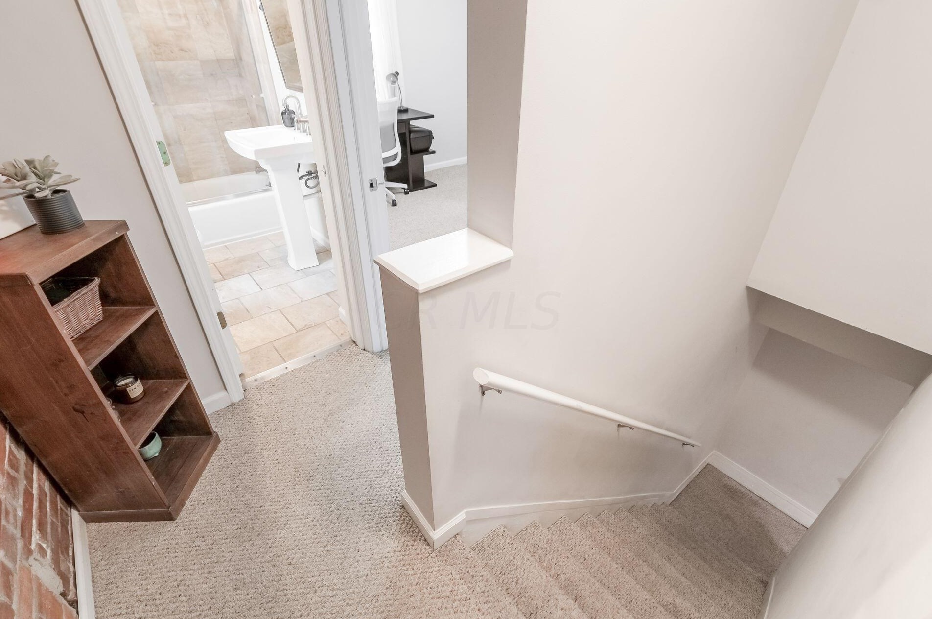 1055 Michigan Ave, Columbus OH  43201-3332 exterior