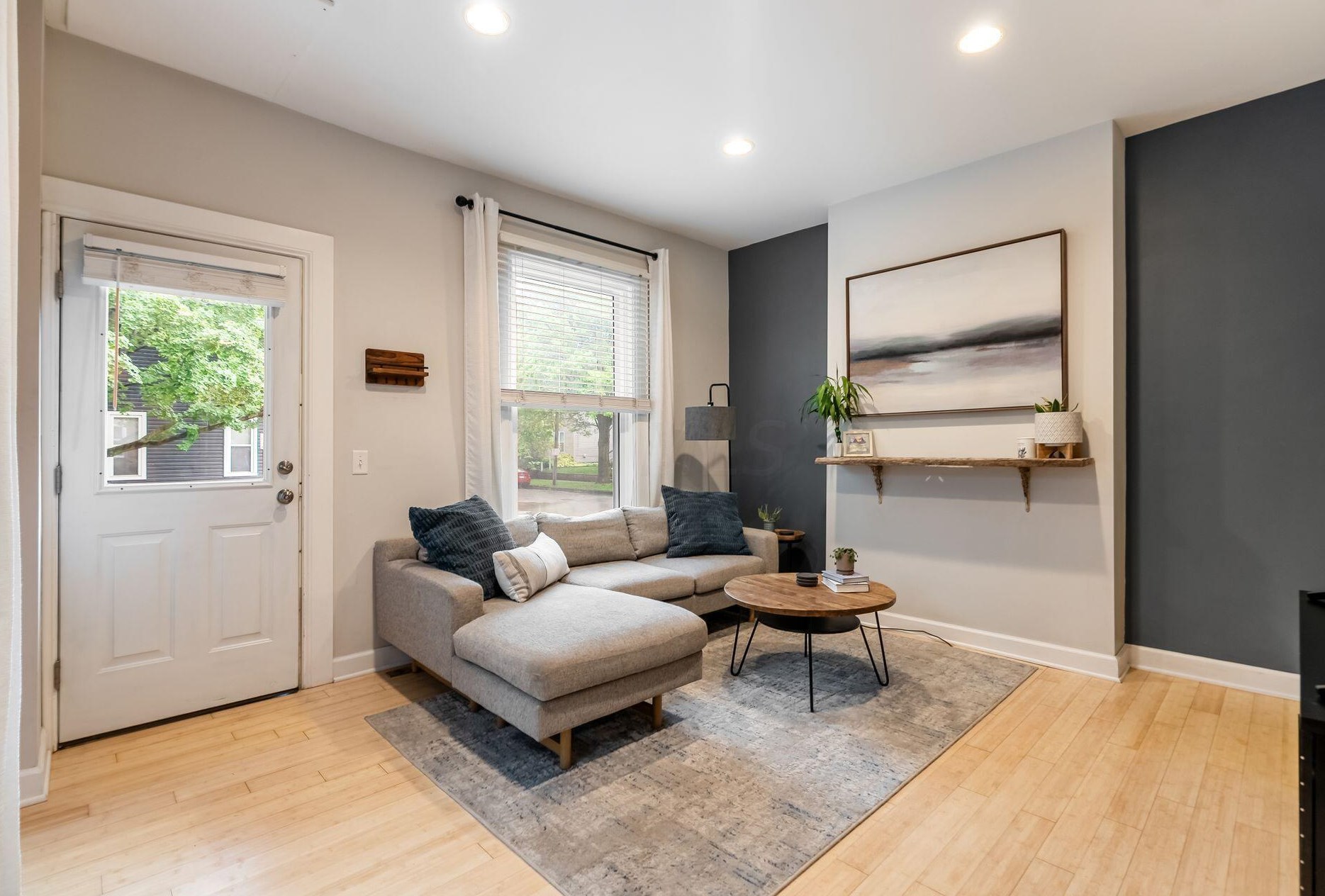 1055 Michigan Ave, Columbus OH  43201-3332 exterior