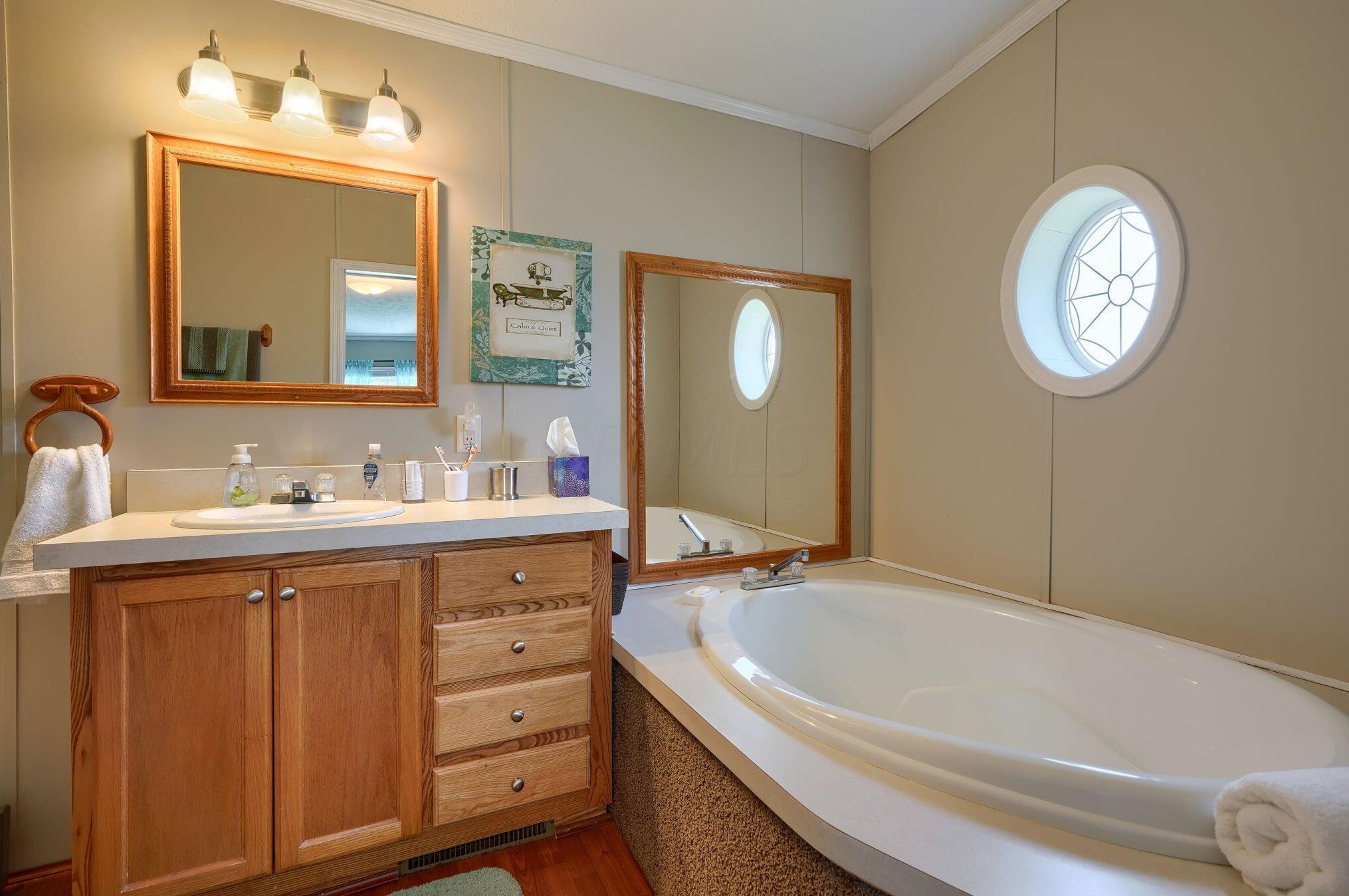 217 Rona Blvd, Pataskala OH  43062-7234 exterior