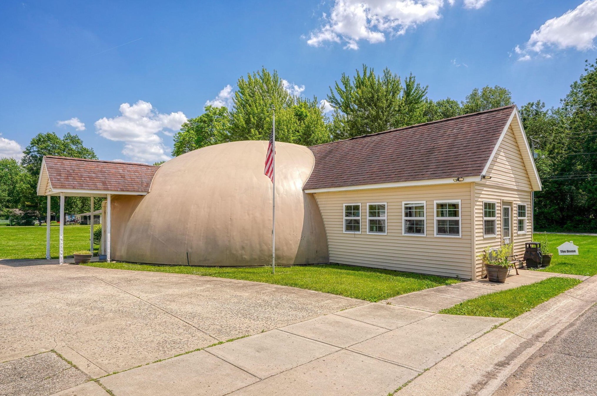 217 Rona Blvd, Pataskala OH  43062-7234 exterior