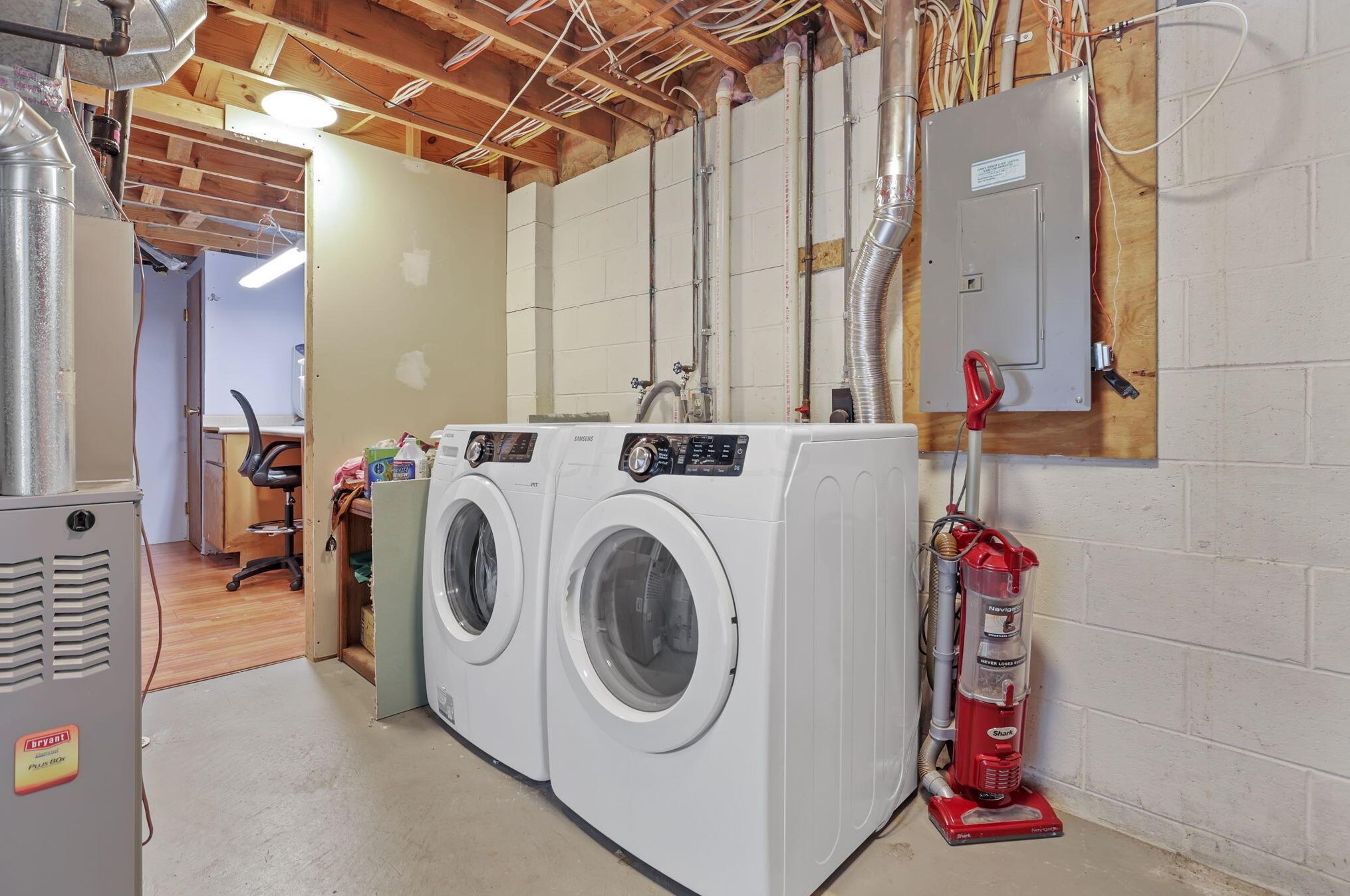 5959 Cape Coral Ln, Hilliard OH  43026-9793 exterior