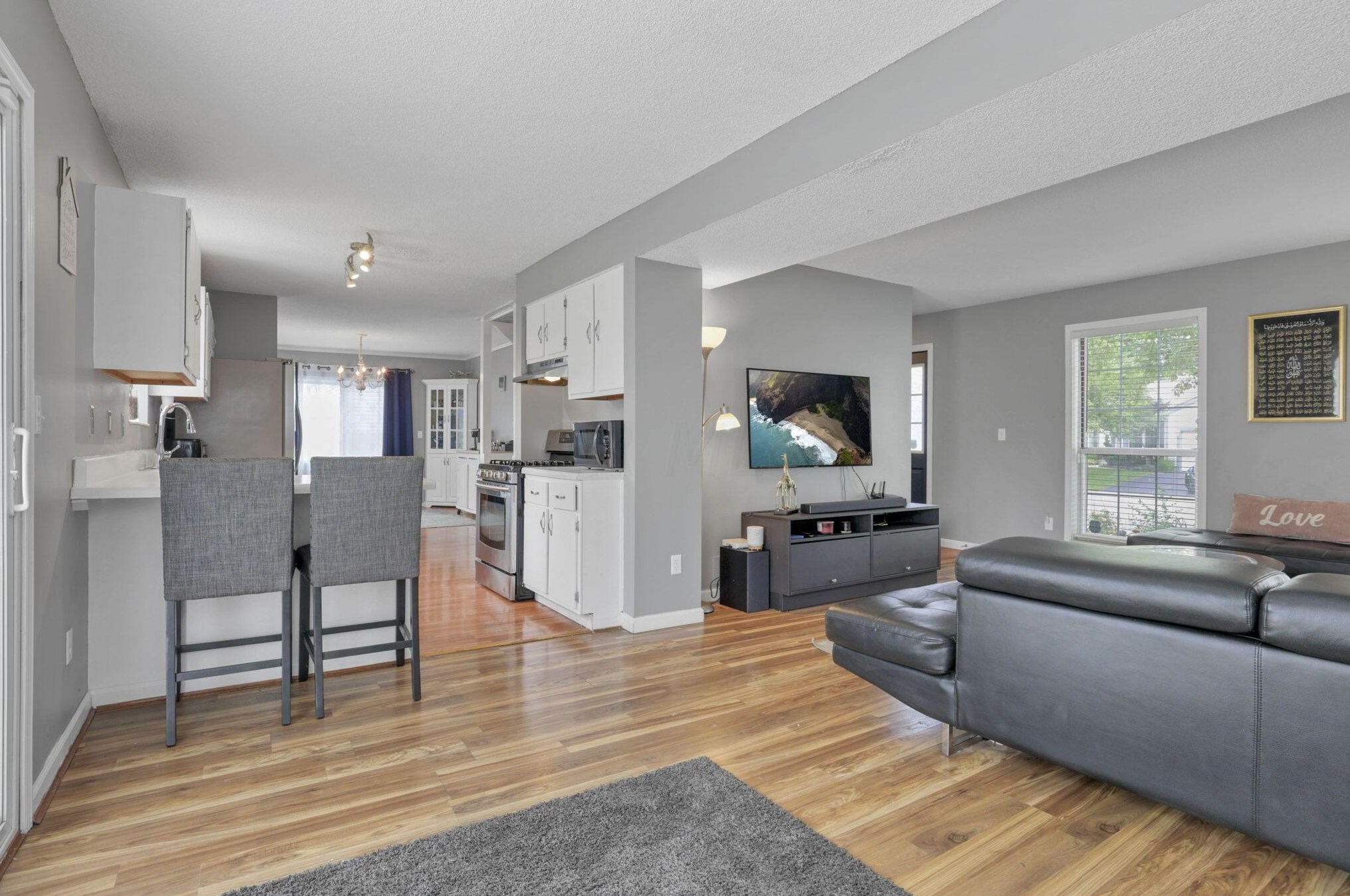 5959 Cape Coral Ln, Hilliard OH  43026-9793 exterior