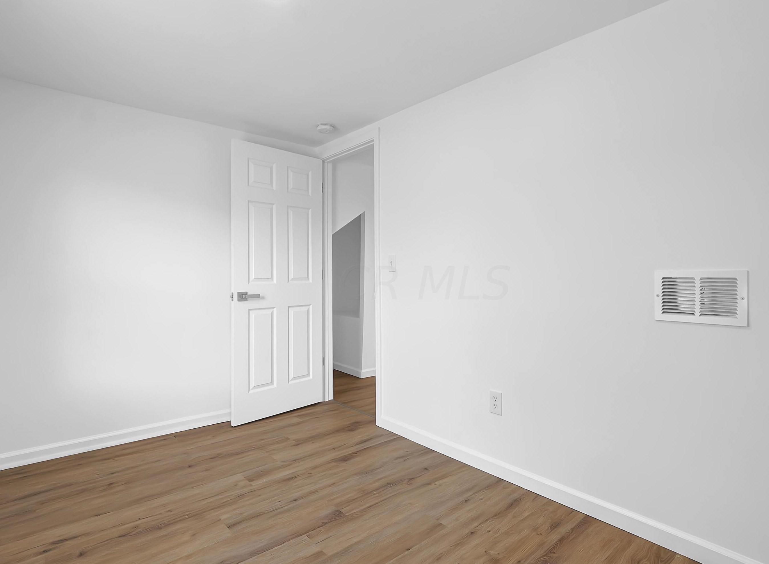 1010 Olmstead Ave, Columbus OH 43201-3023 exterior