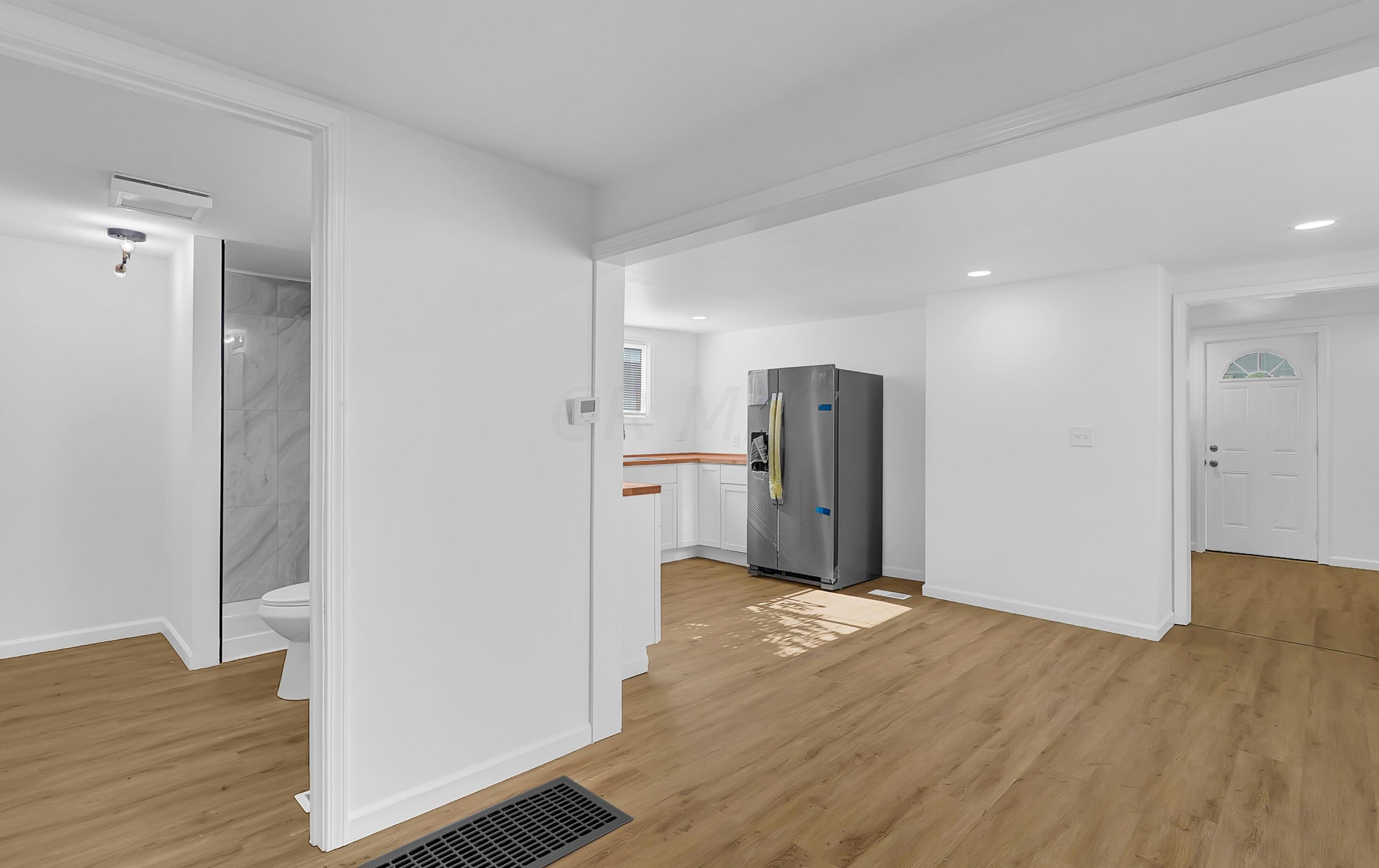 1010 Olmstead Ave, Columbus OH 43201-3023 exterior