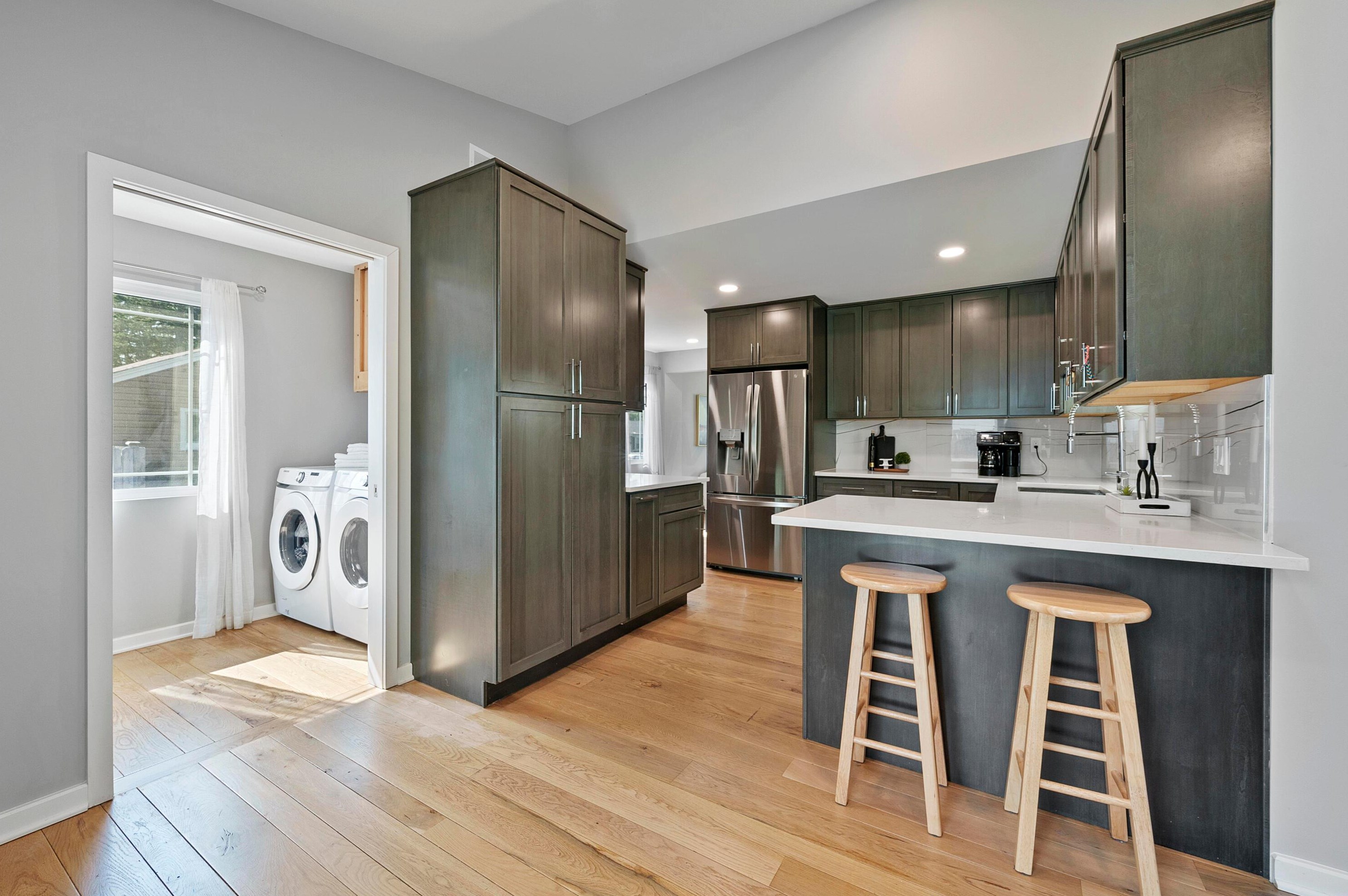 2225 Edgevale Rd, Columbus OH 43221-1162 exterior